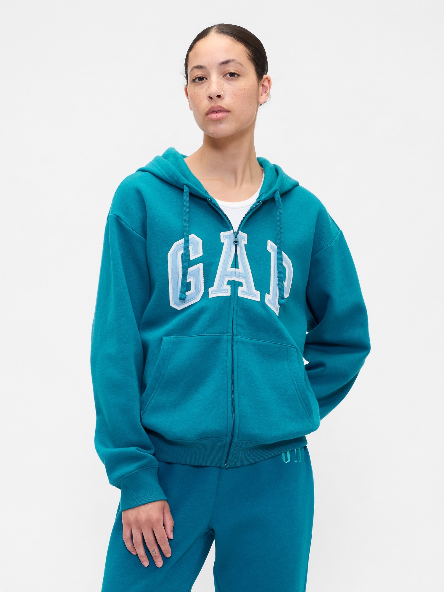 GAP Sweatshirt with logo - Women's