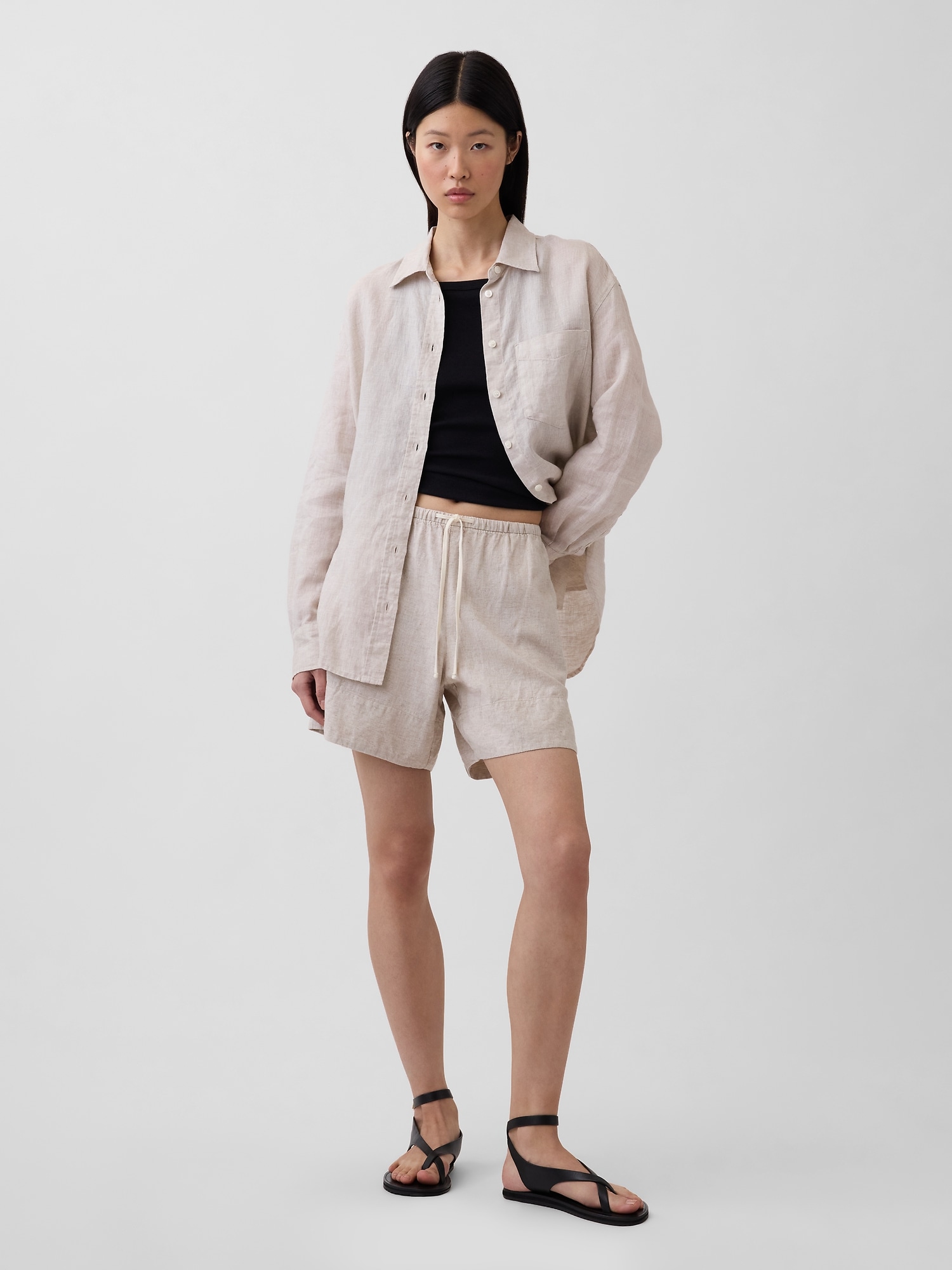 Дамски ленени шорти GAP