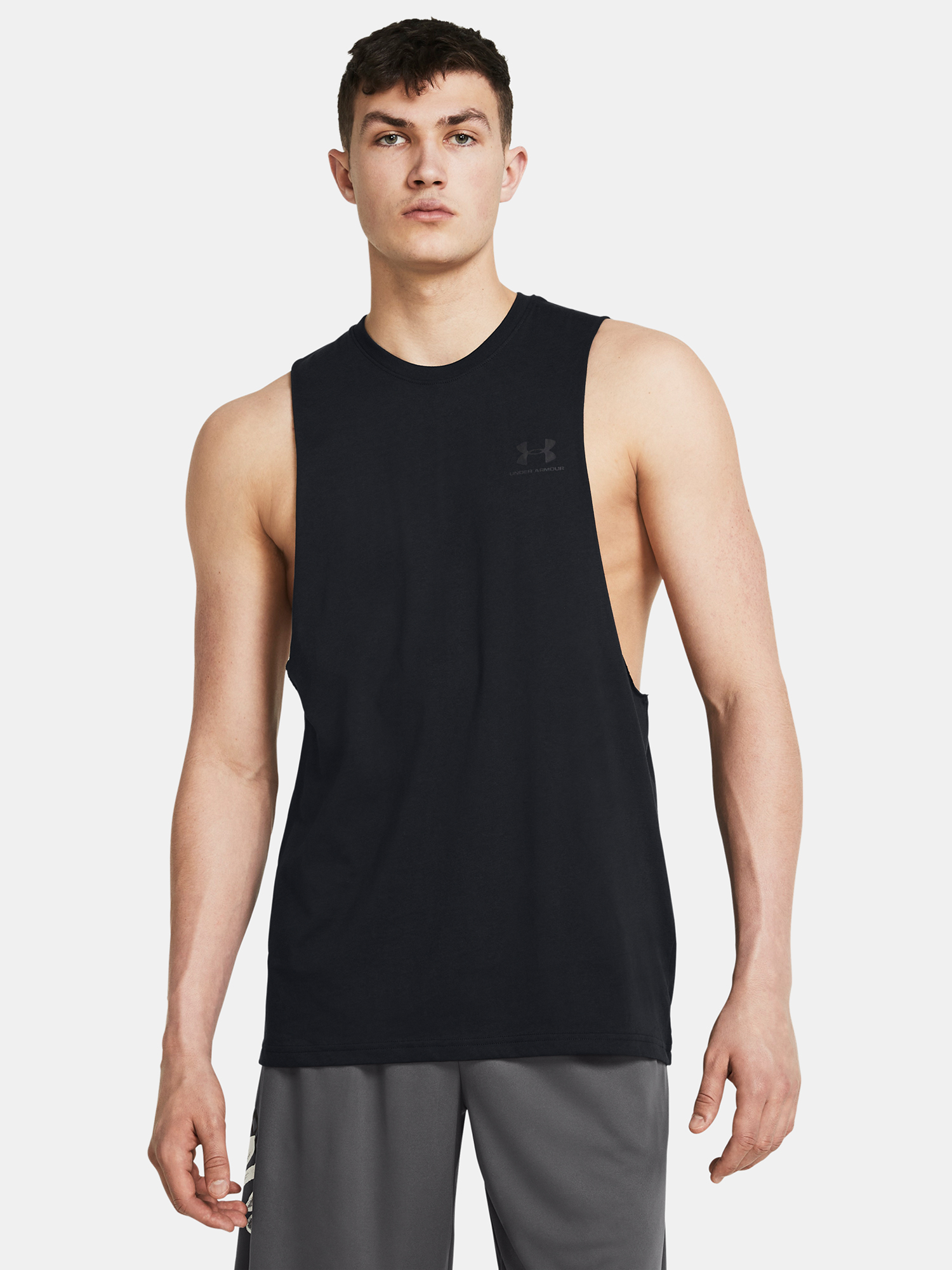 Men's tank top Under Armour UA LEFT CHEST CUT OFF TANK-BLK - Men's