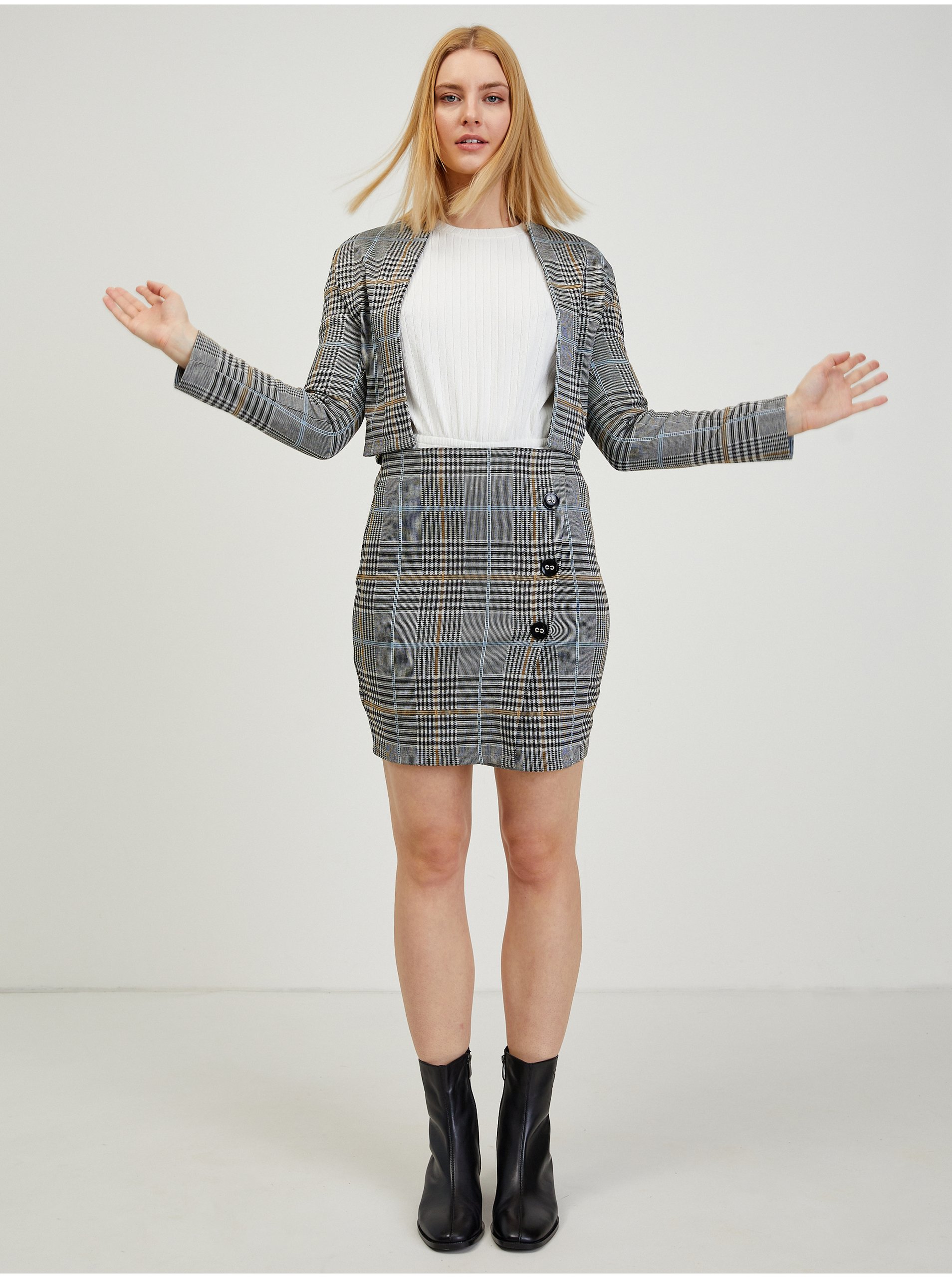 Sacouri si blazere pentru femei ORSAY - gri