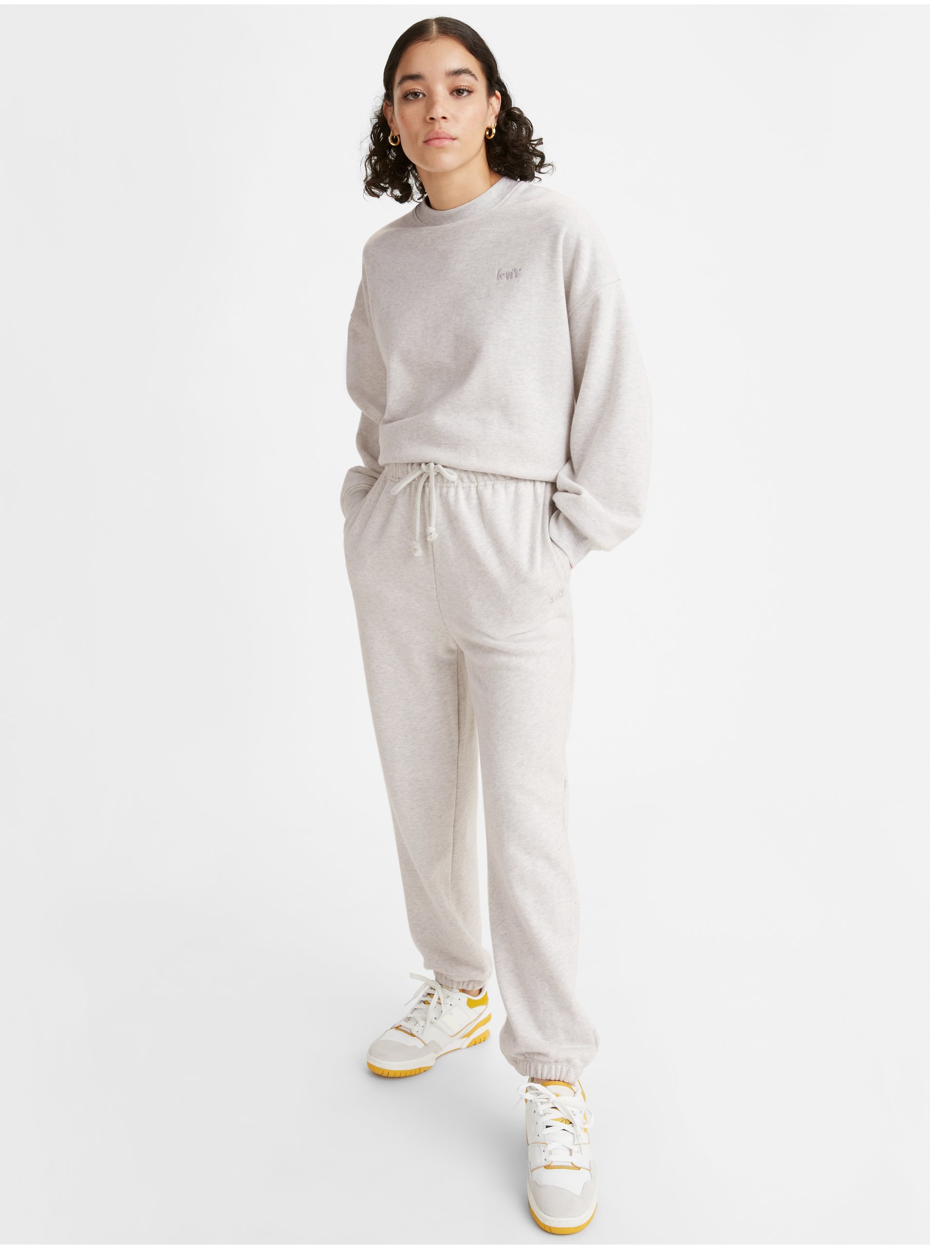 Pantaloni scurti, colanti, pantaloni basic pentru femei Levi&#039;s® - gri deschis