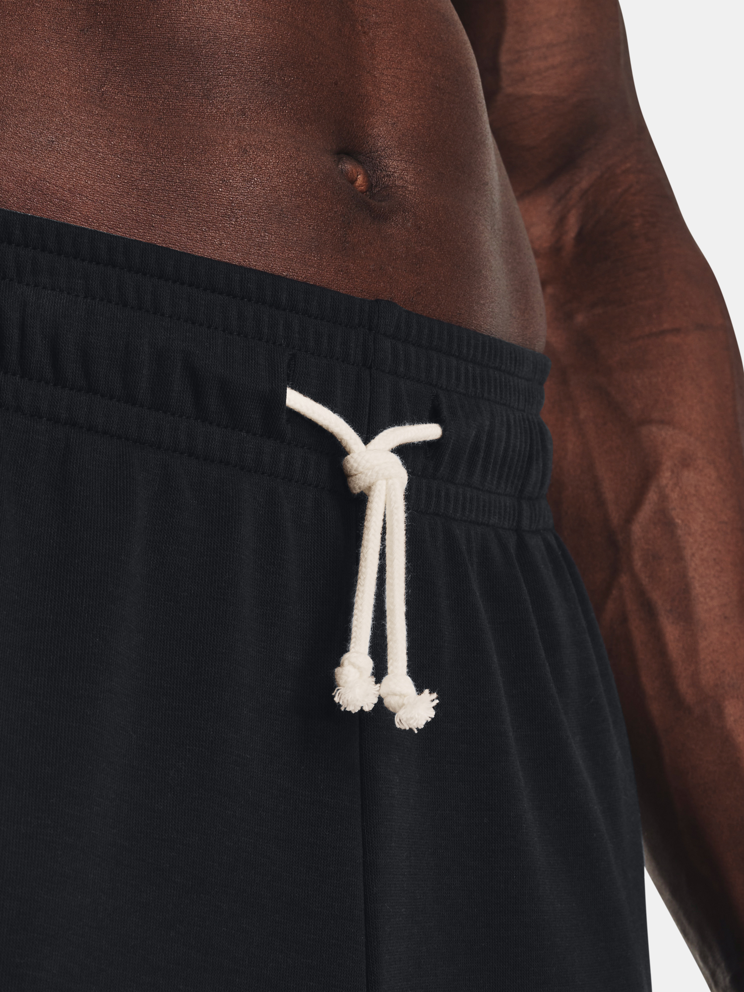 Pantaloni sport si de casa pentru barbati Under Armour - negru