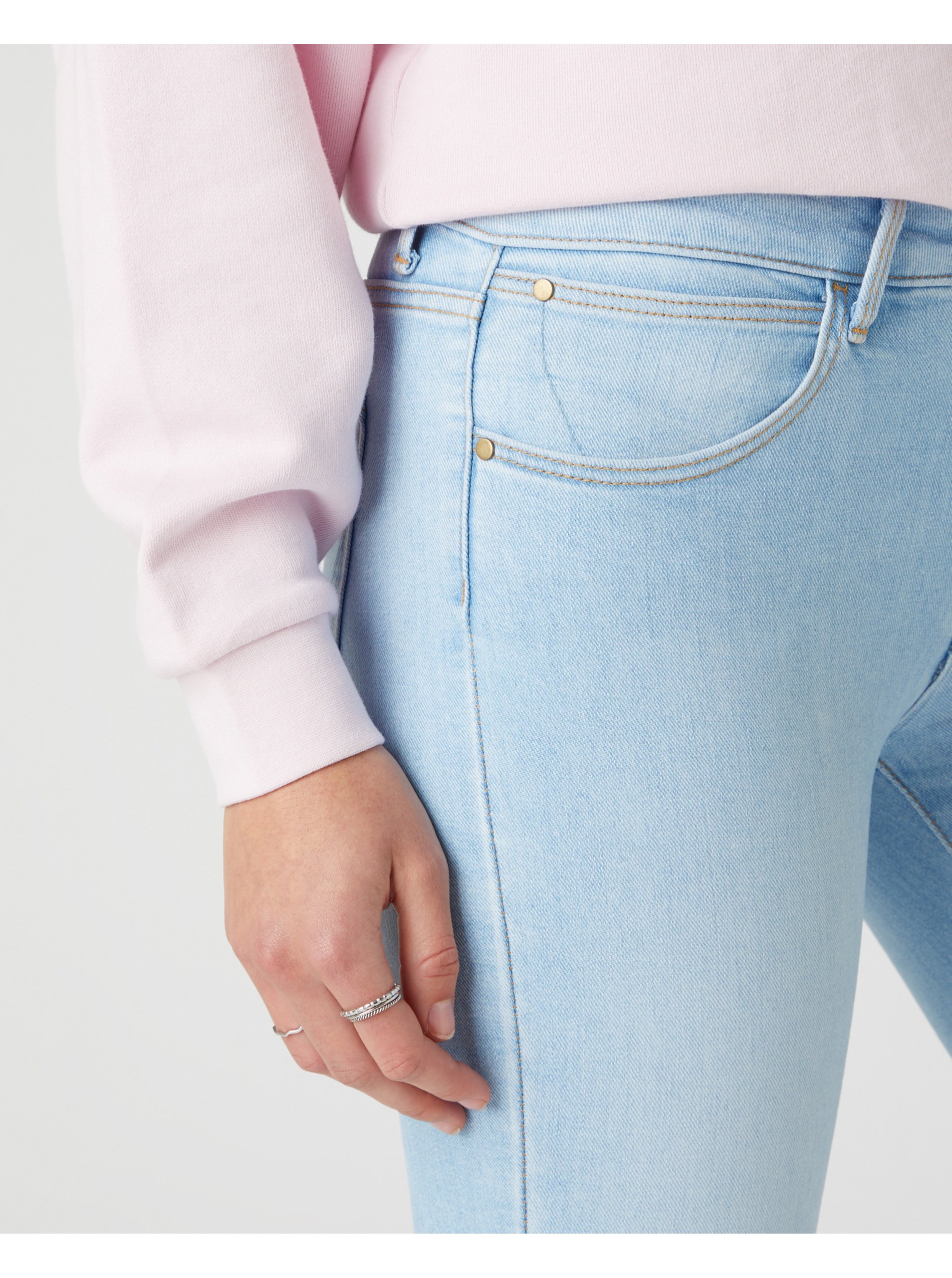 Blugi dama, Wrangler Skinny Fit