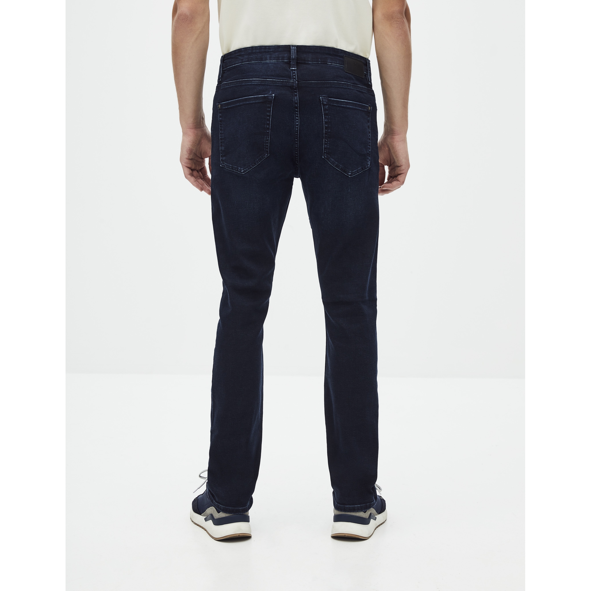 Blugi barbati, Celio Basic