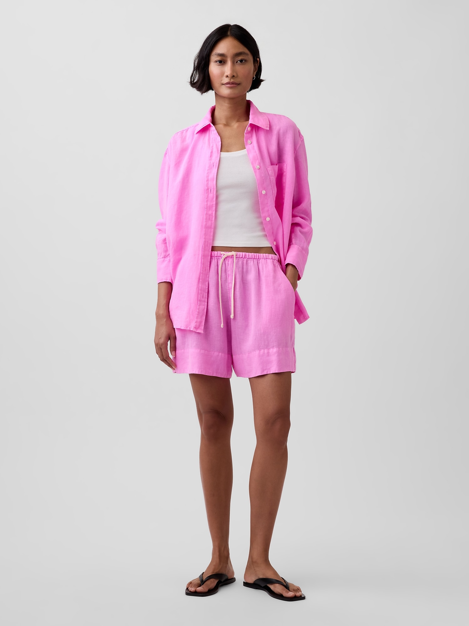 Дамски ленени шорти GAP