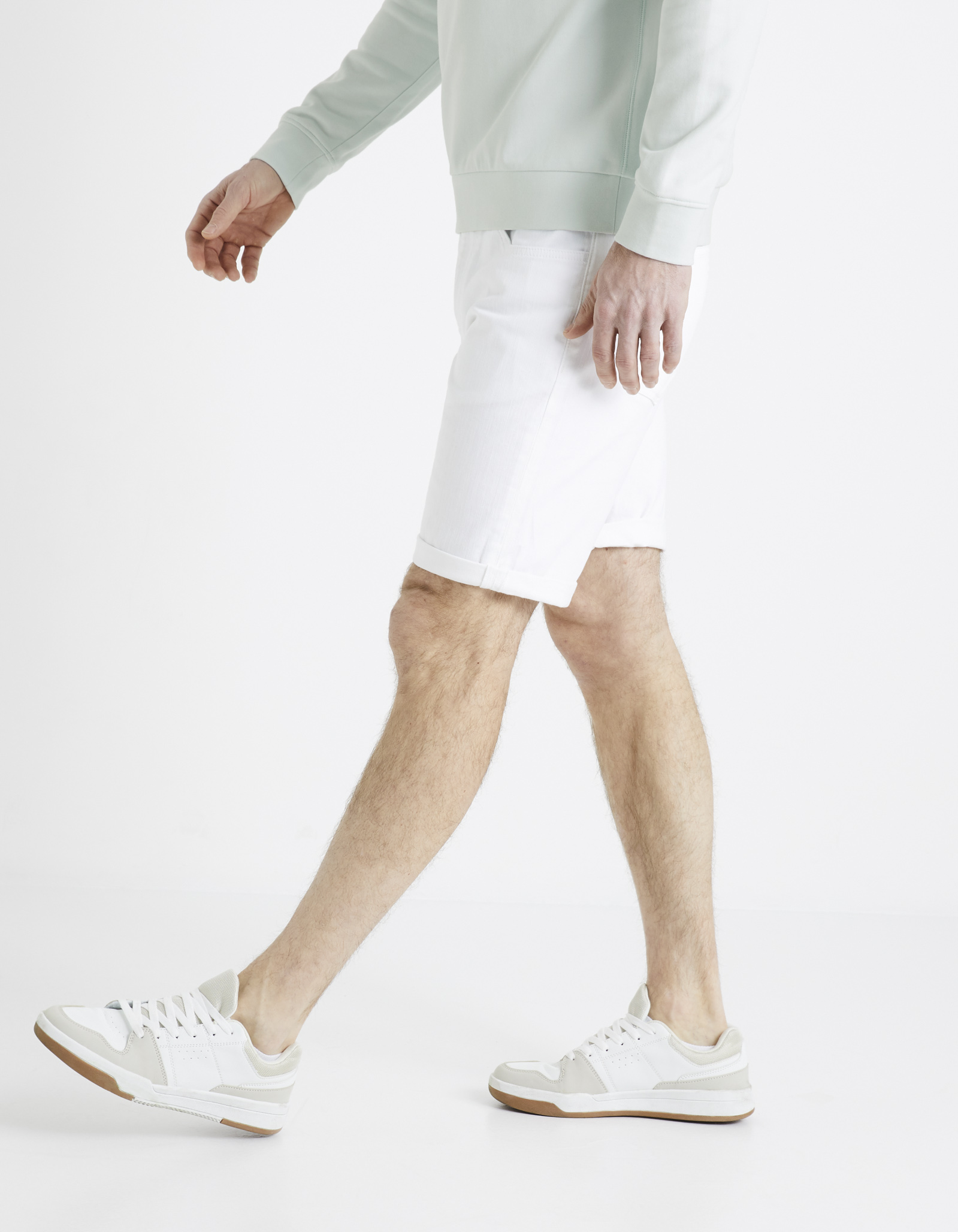 Pantaloni pentru bărbați Celio
