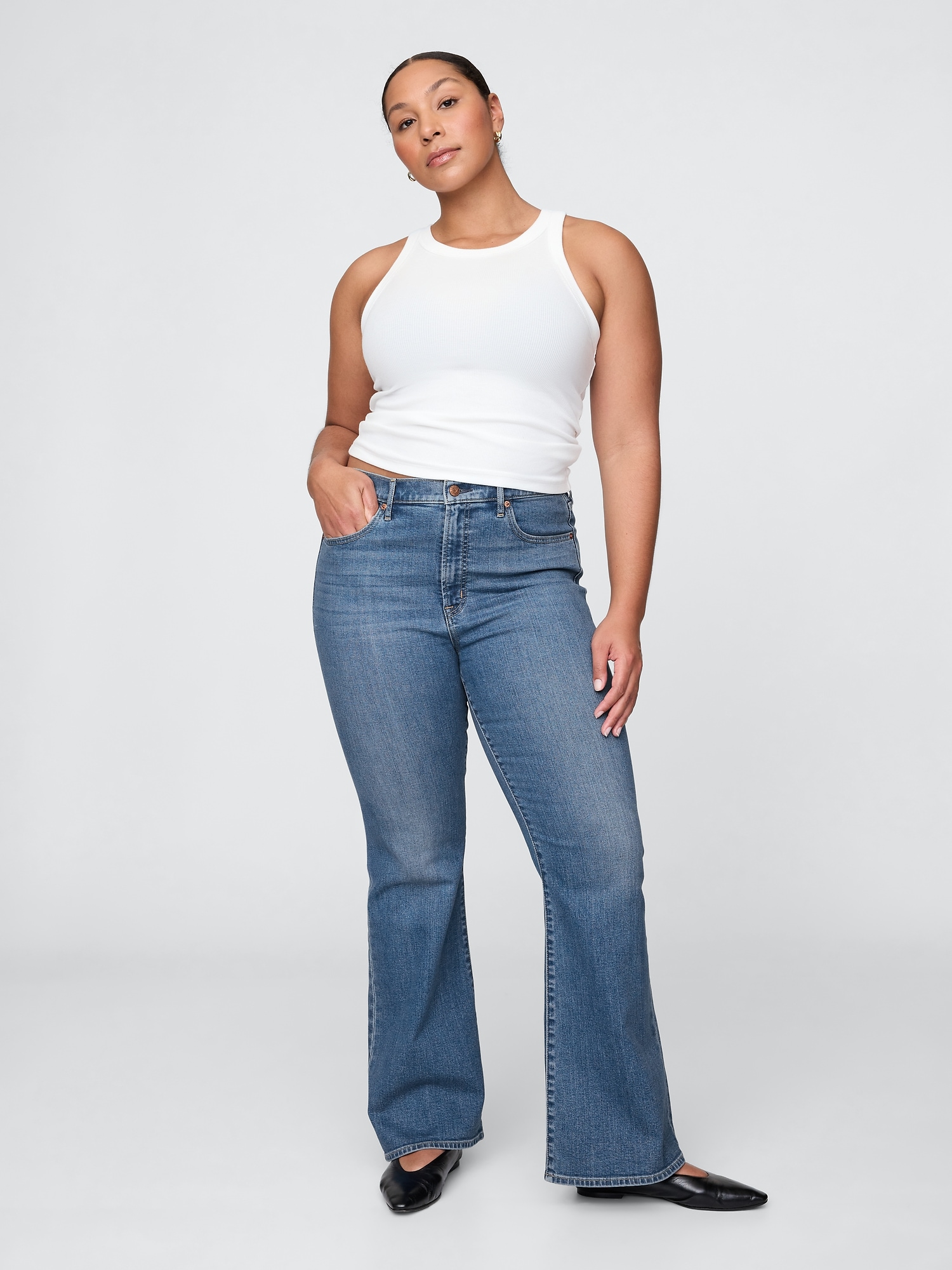 GAP Jeans High Rise '70s Flare - Ladies