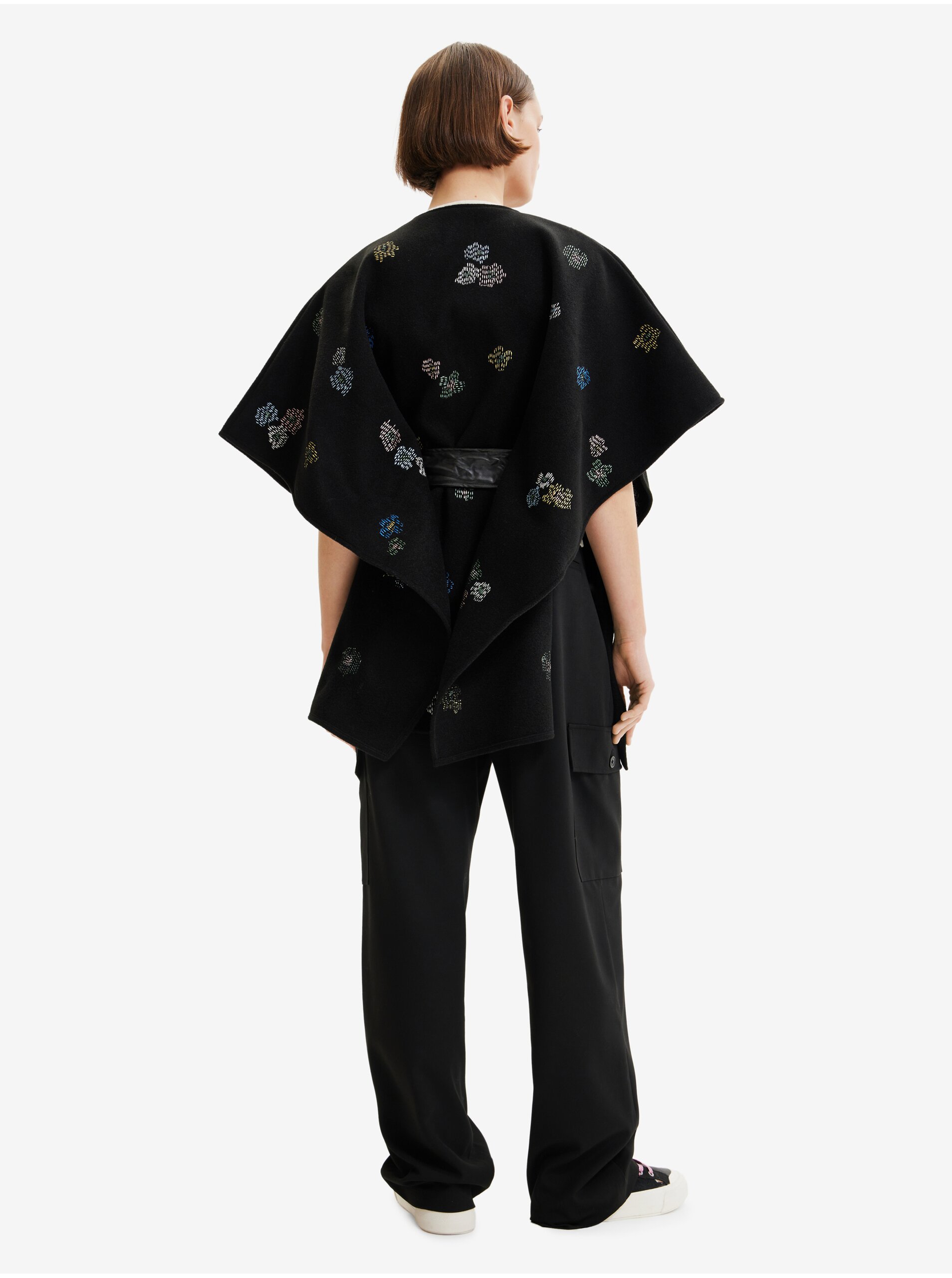 Jachete subtire pentru femei Desigual - negru