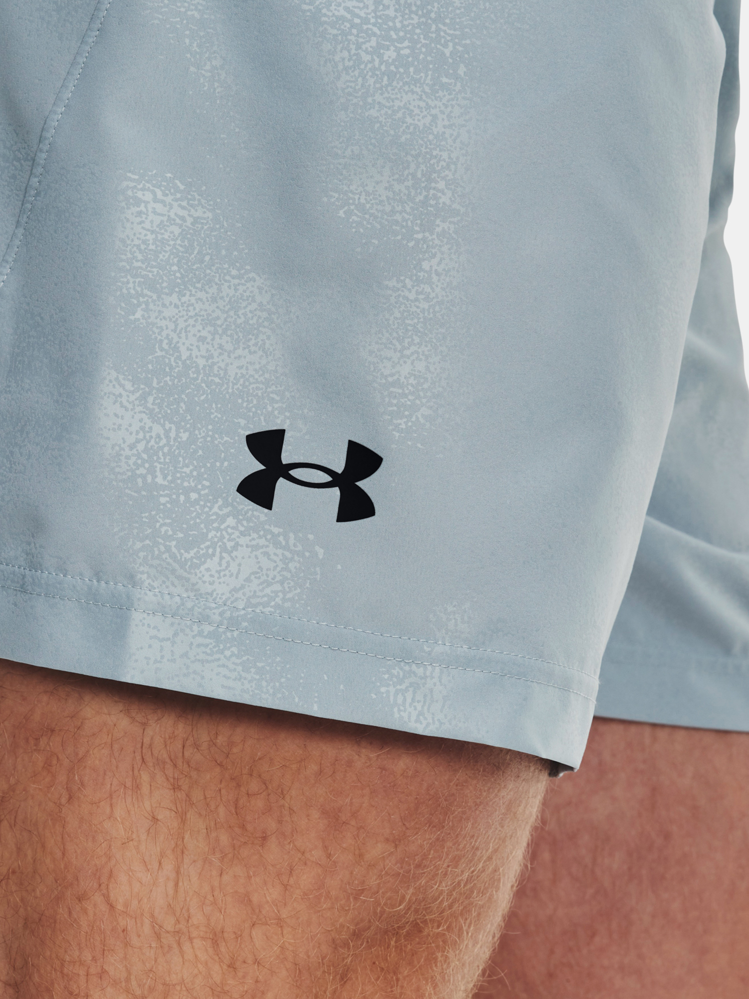 Pantaloni si pantaloni scurti pentru barbati Under Armour - albastru