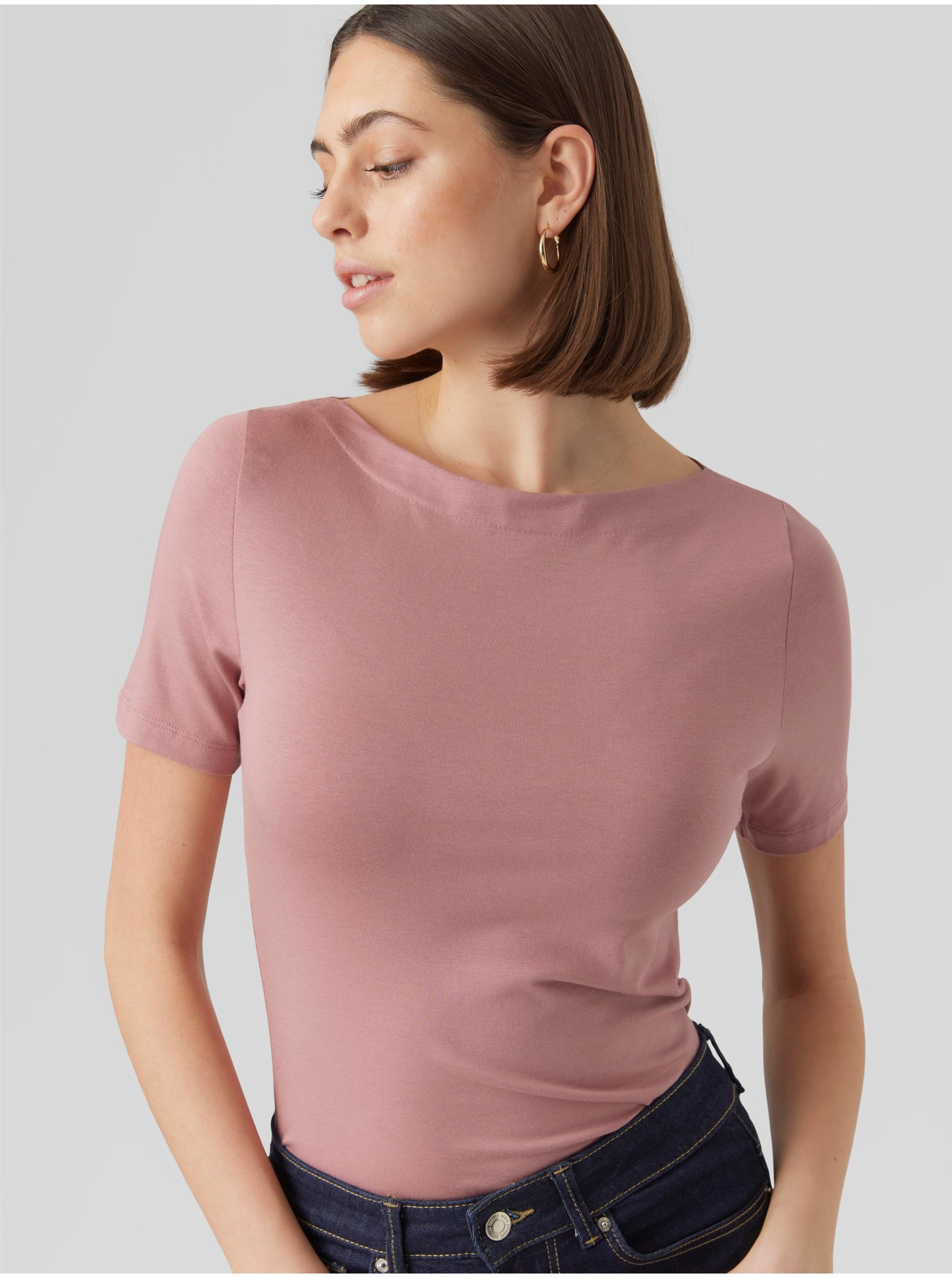 Topuri si tricouri pentru femei VERO MODA - roz prafuit