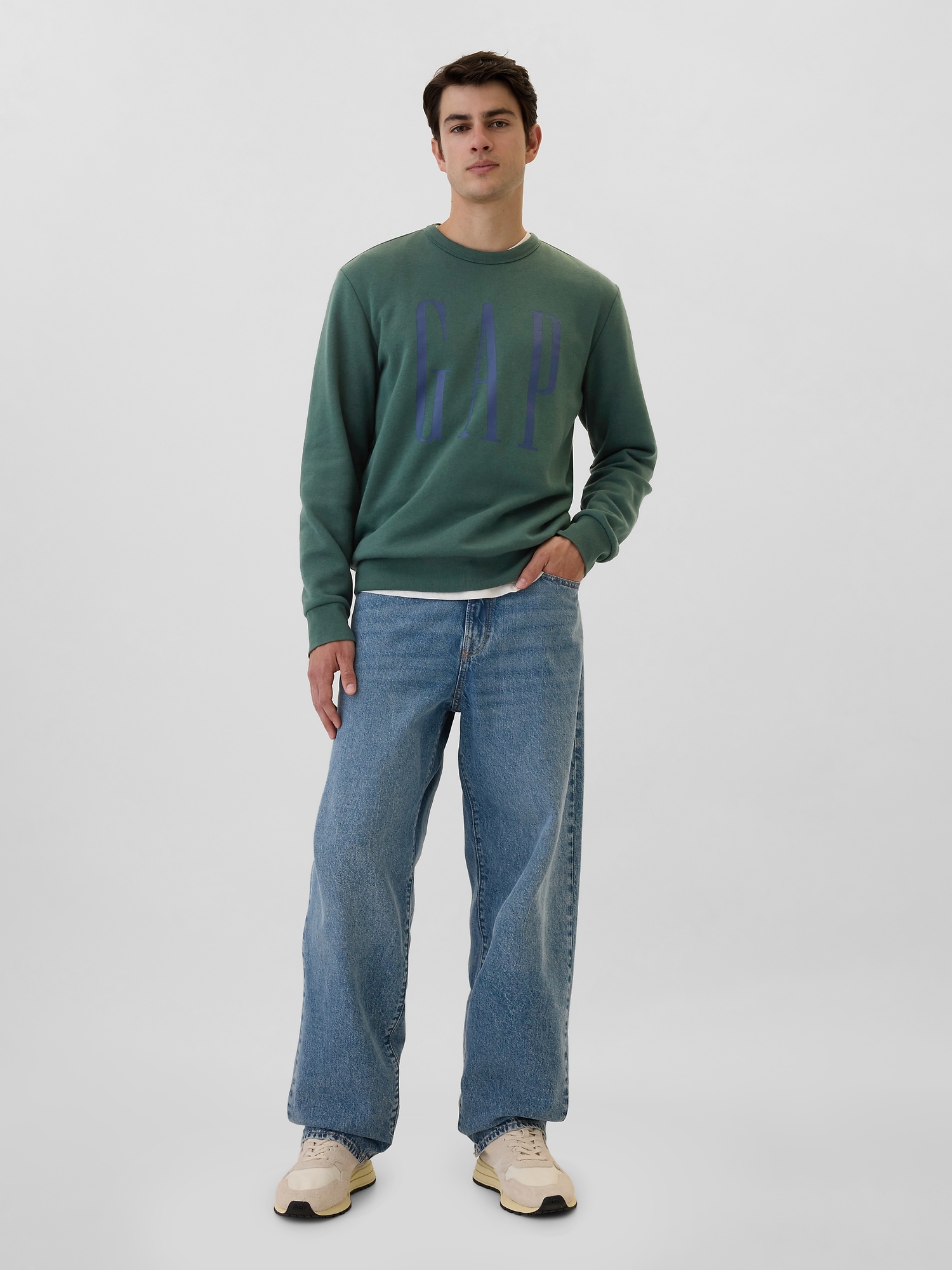 GAP Logo Sweatshirt - Men's