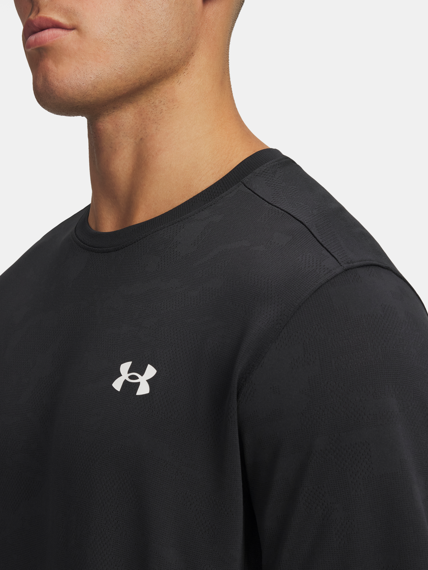Men's Under Armour UA Tech Vent Jacquard SS-BLK T-Shirt - Mens