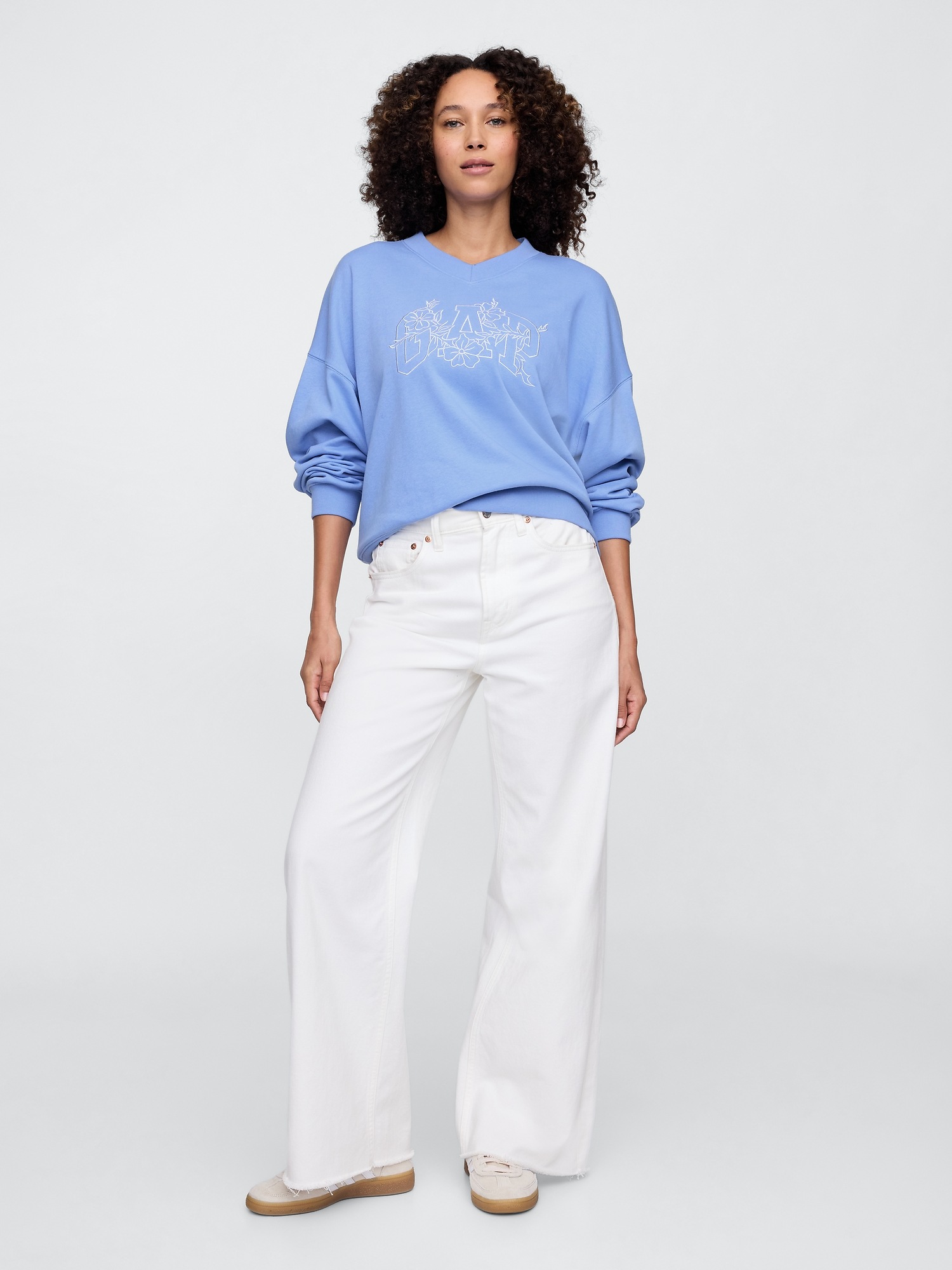 GAP Oversize sweatshirt with logo - Women's