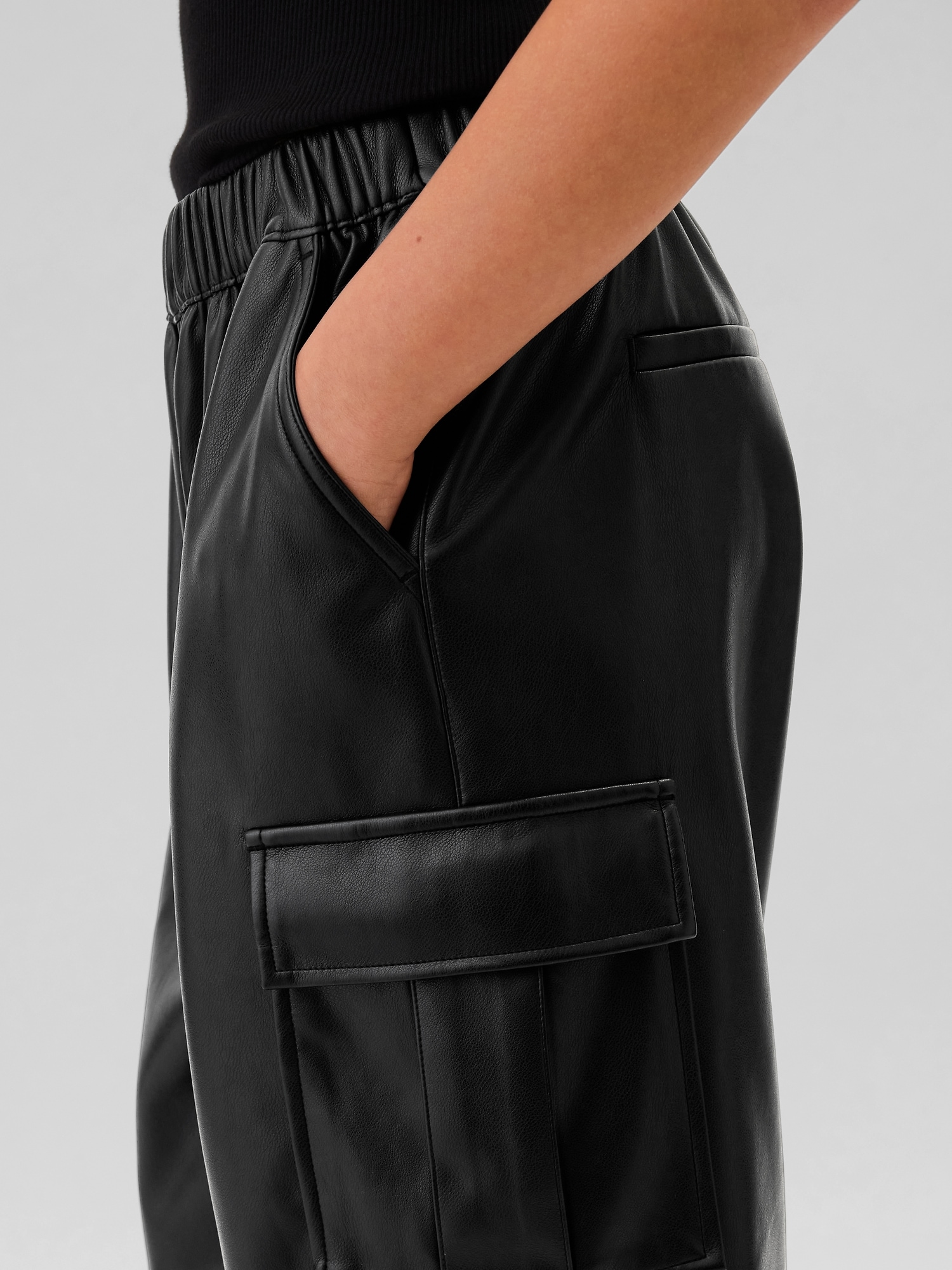 GAP Children&#039;s leatherette cargo pants - Girls