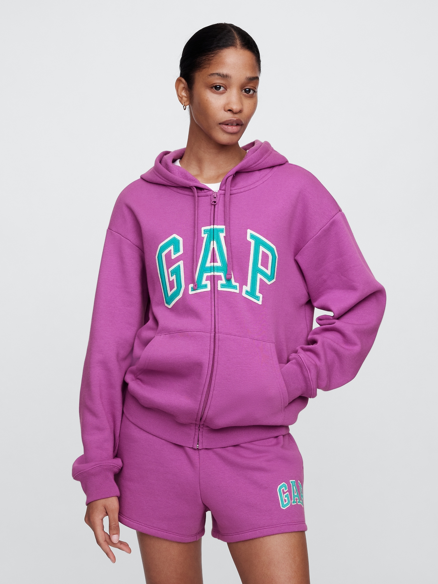 GAP Sweatshirt with logo - Women's