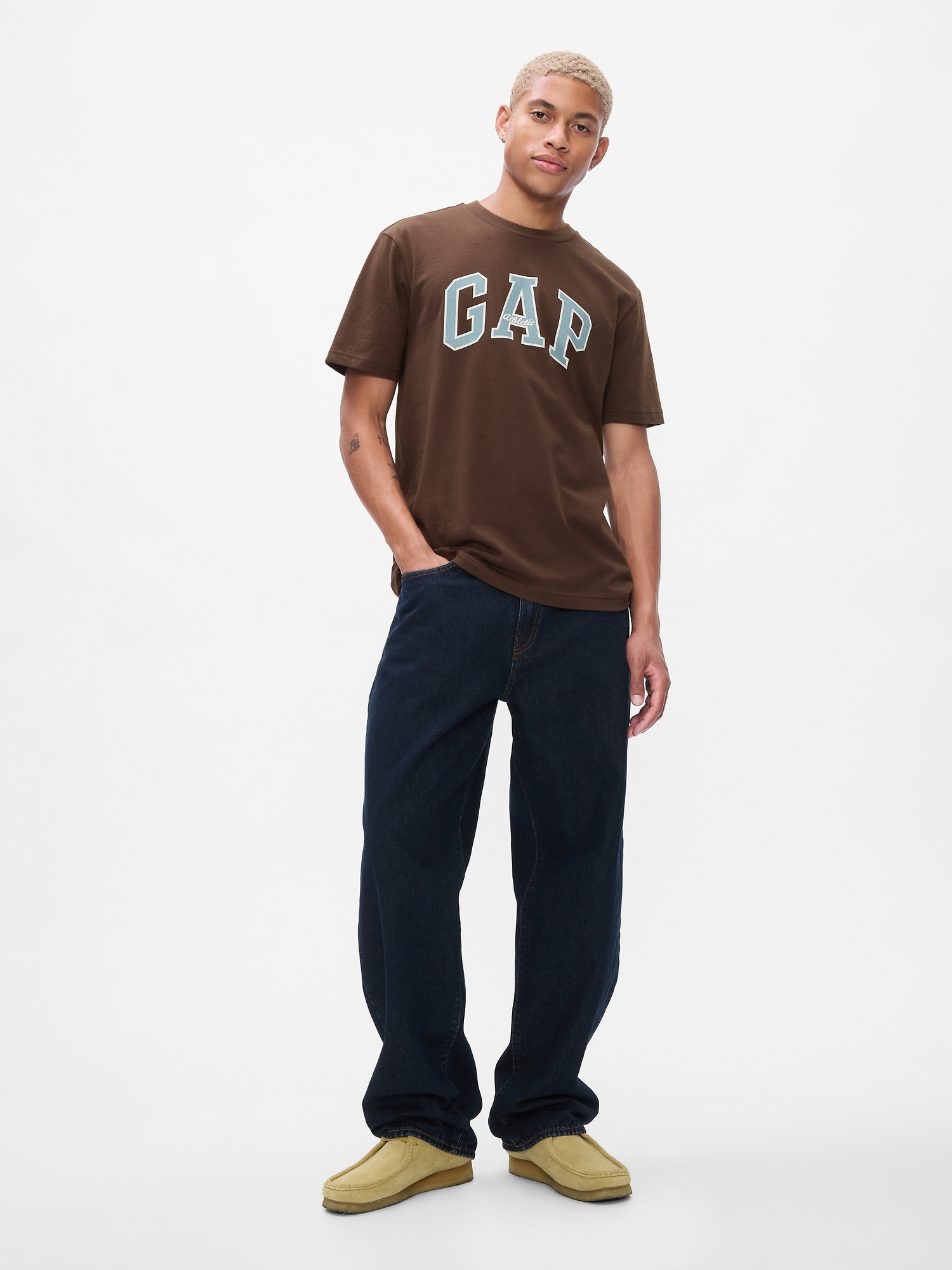 Gap Athletic T-Shirt - Men's