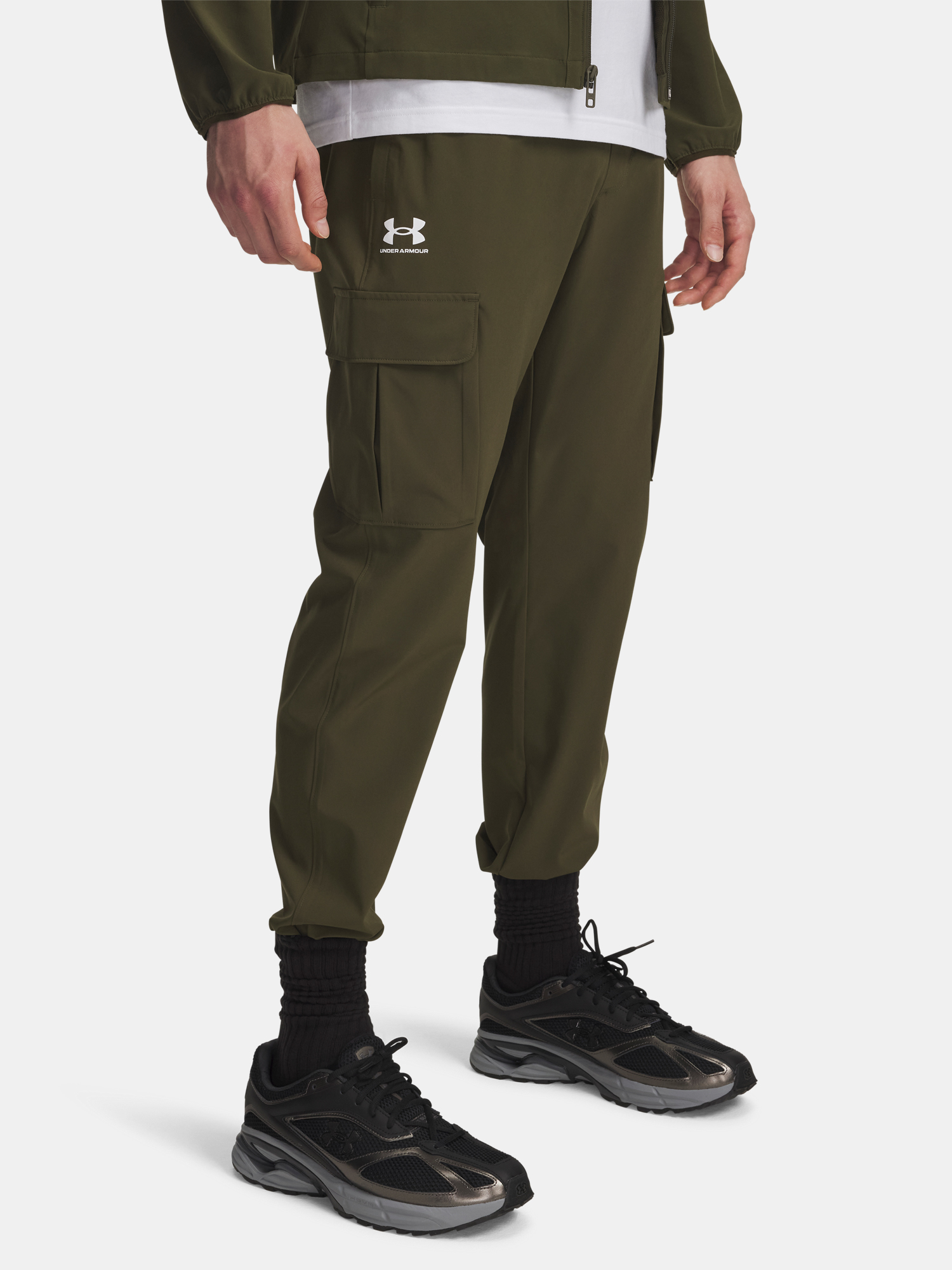 Men&#039;s Under Armour UA Vibe Woven Cargo Pants-GRN - Mens