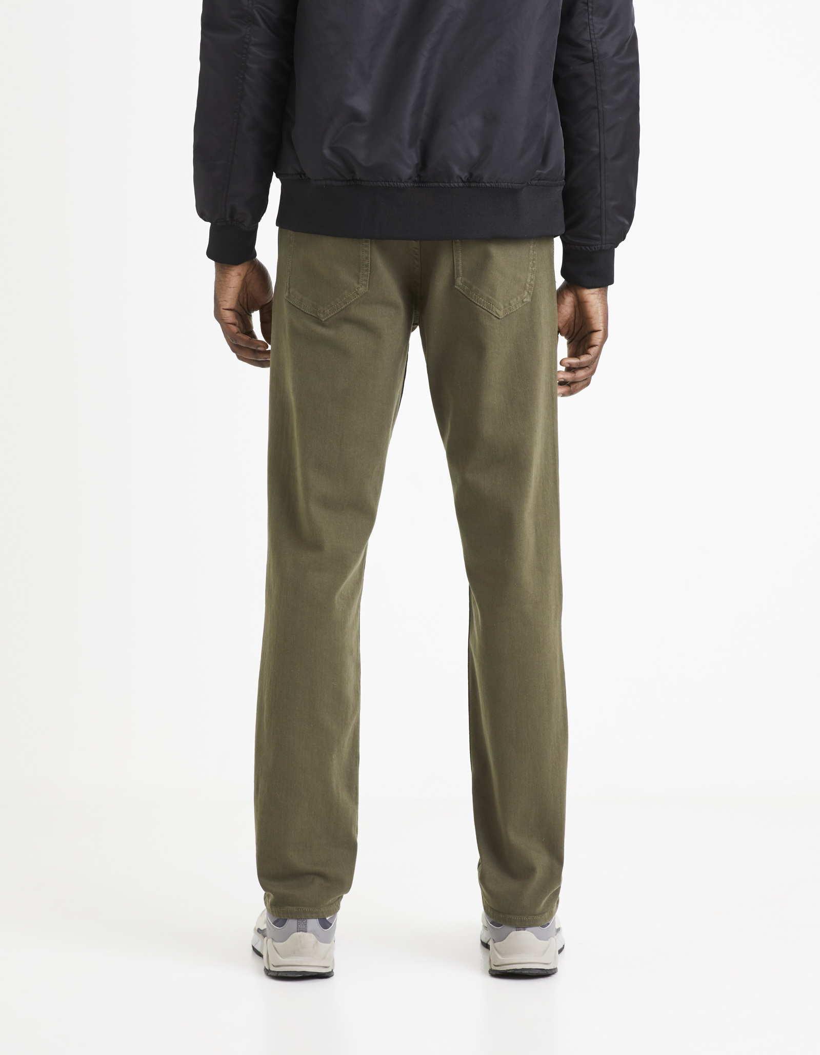 Pantaloni pentru bărbați Celio