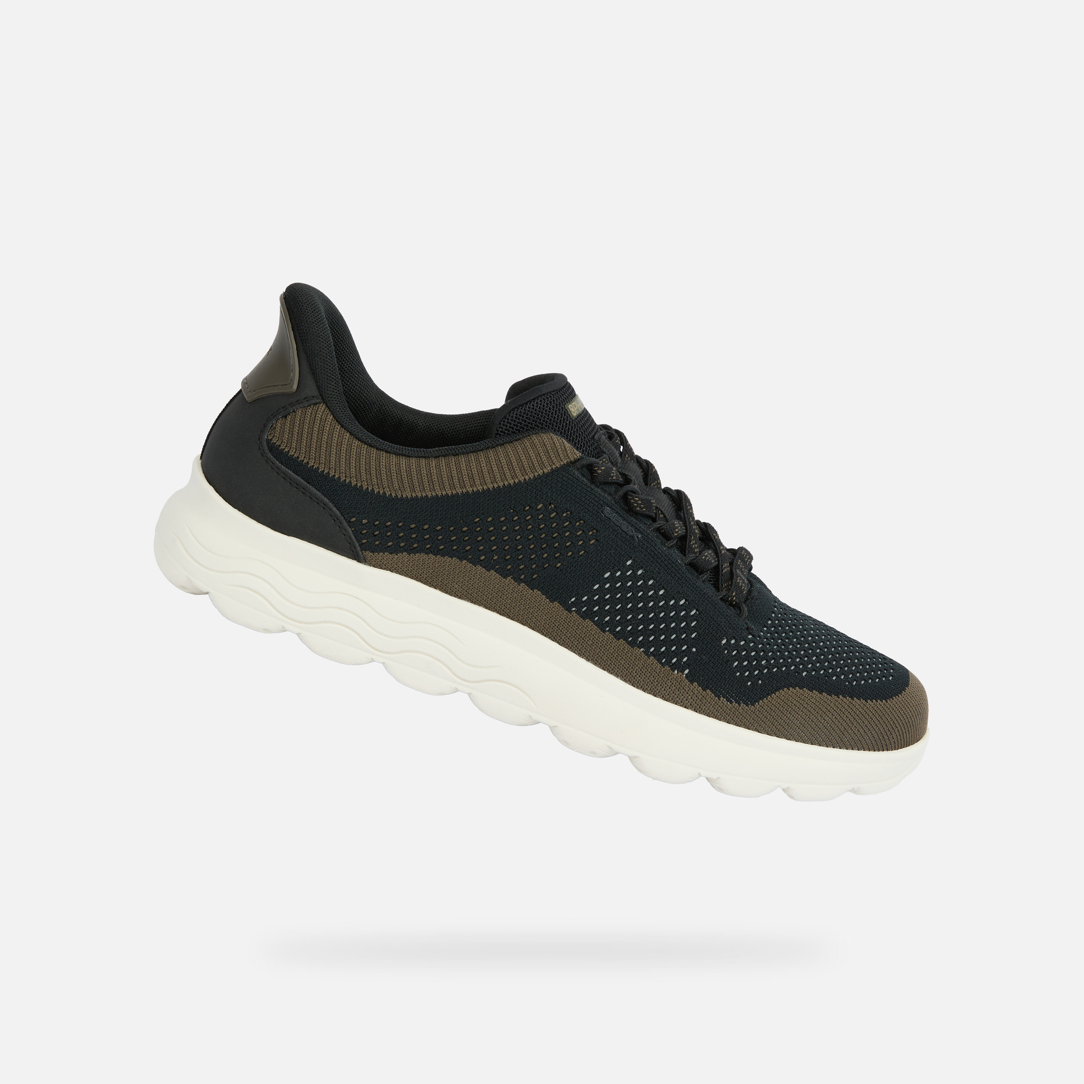 Мъжки черни маратонки Geox Spherica Plus