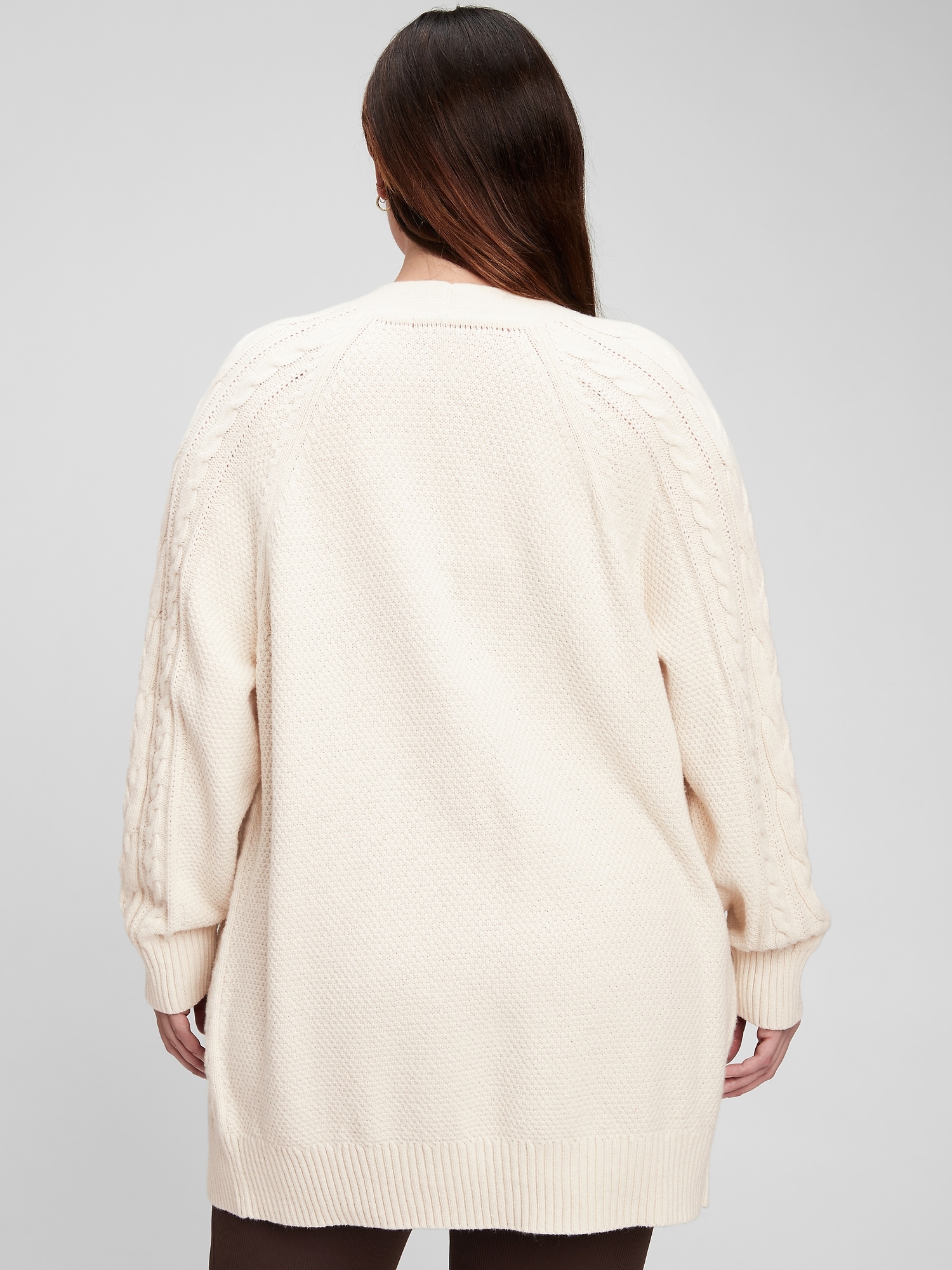 Cardigan tricotat cu buzunare