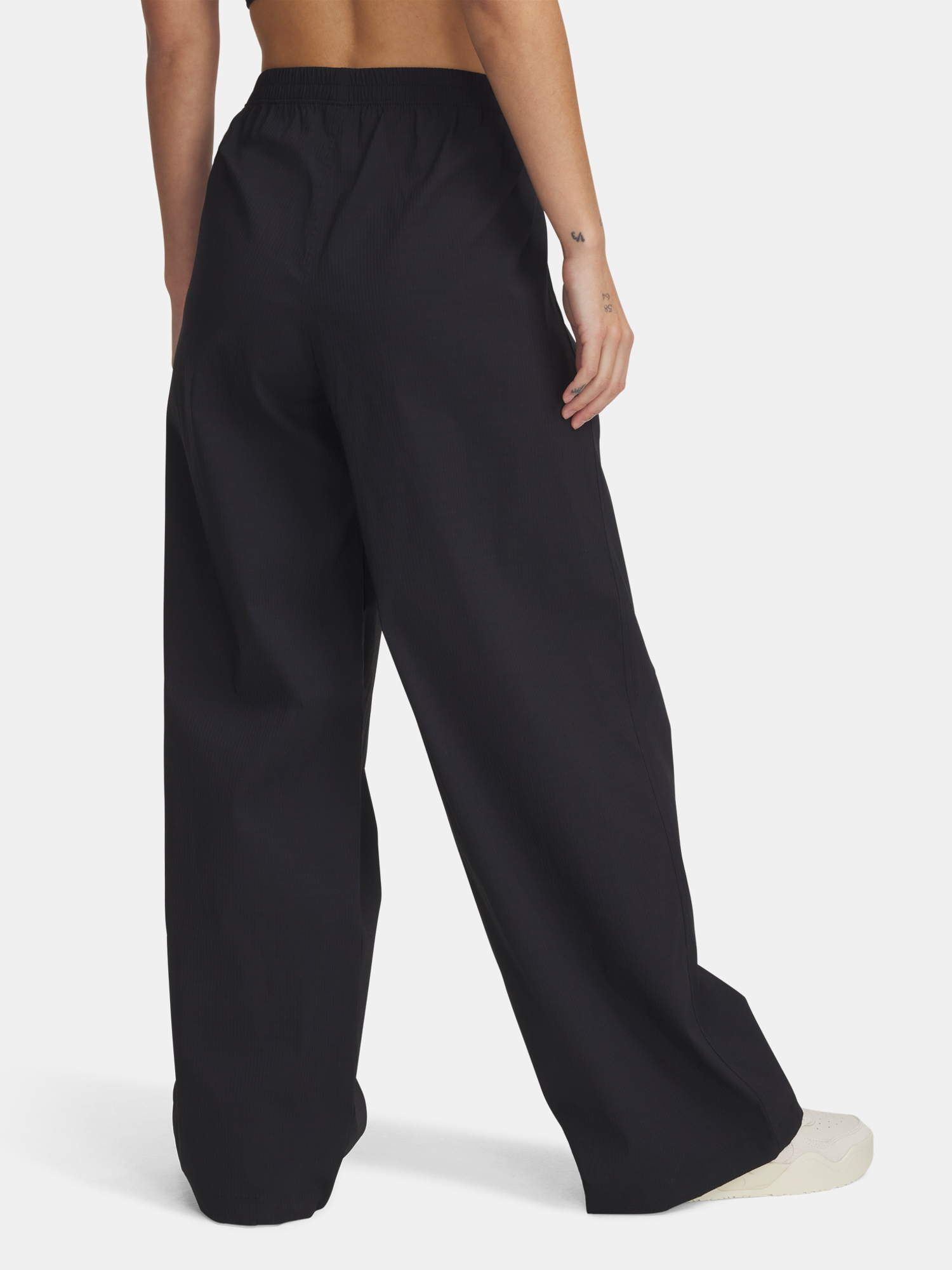 Women's Sports Pants Under Armour UA Unstoppable Wvn Parachute - Women's