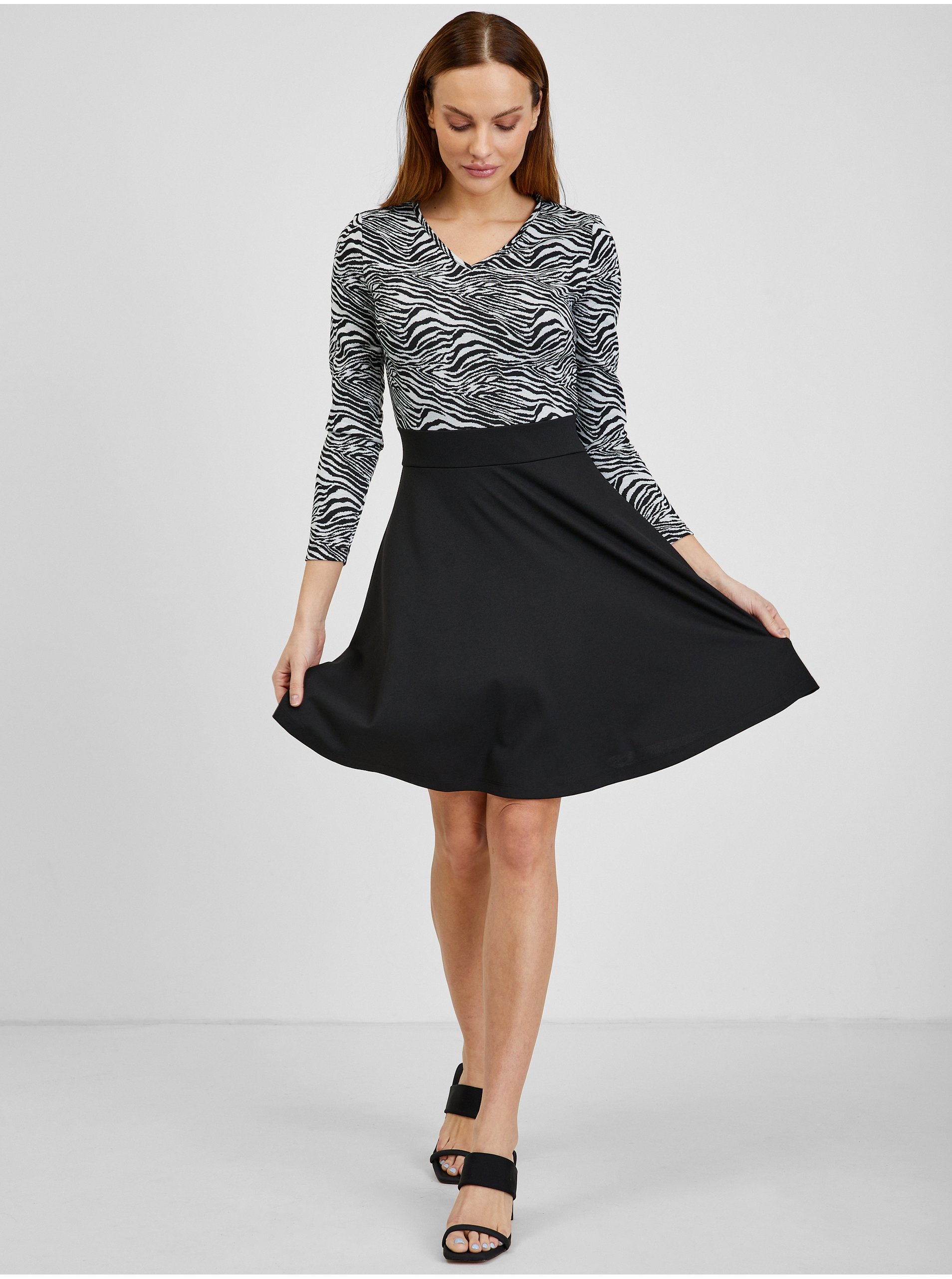 Rochii casual pentru femei ORSAY - negru, alb