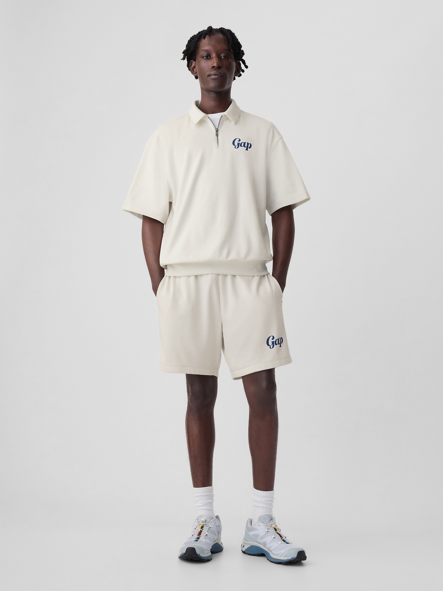 GAP Shorts with logo - Men's