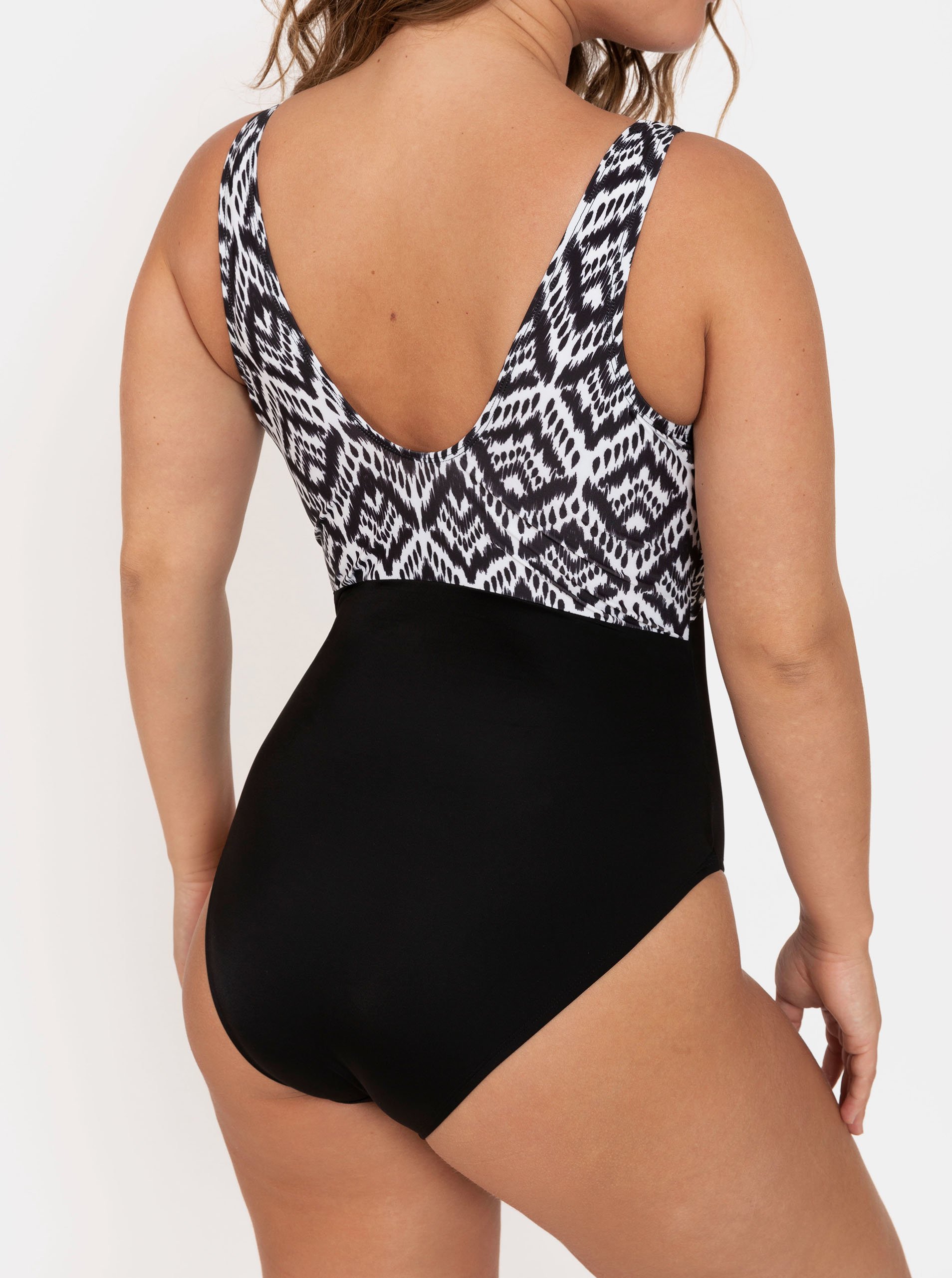 Marimi curvy pentru femei DORINA - negru