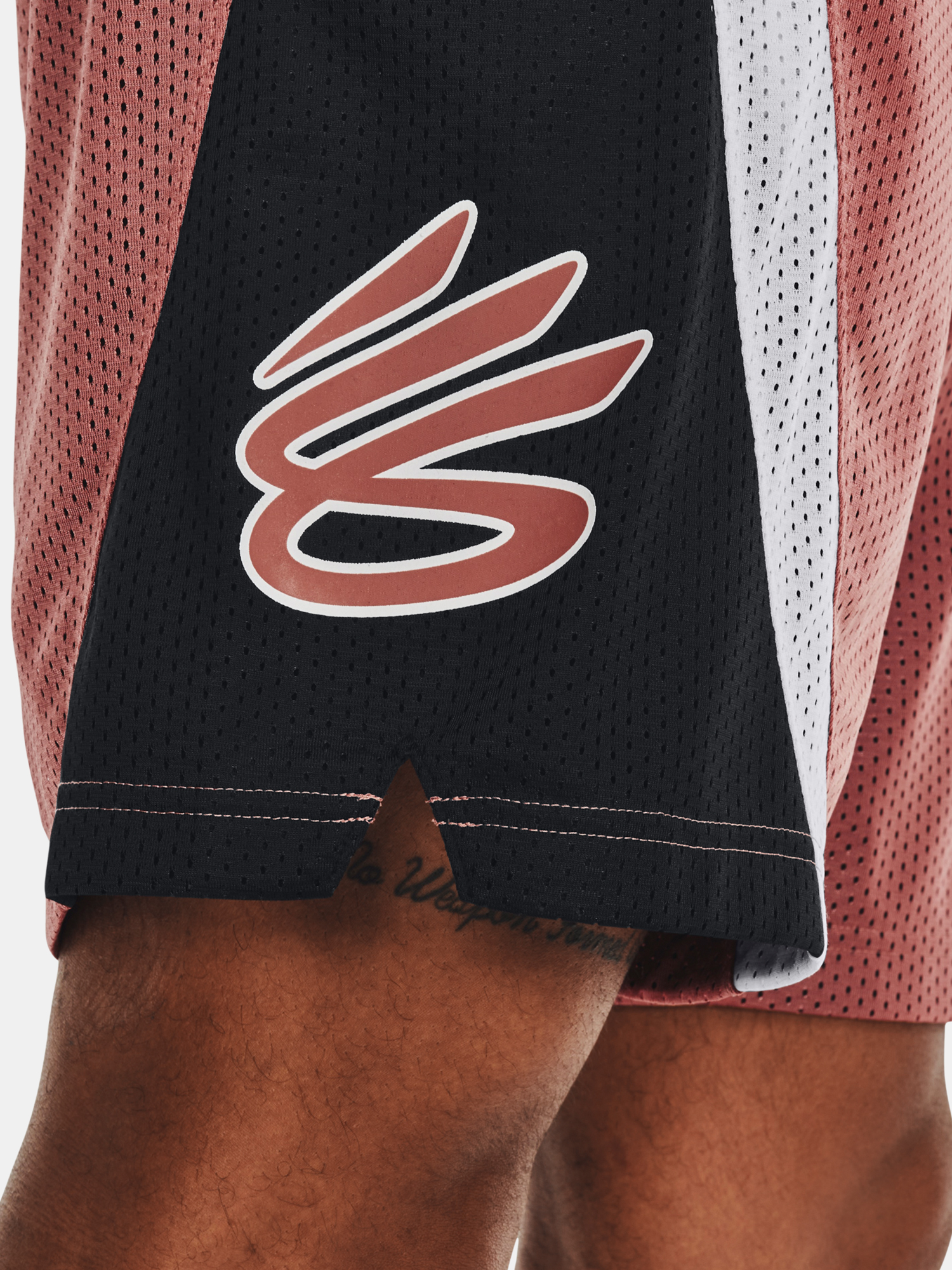Pantaloni si pantaloni scurti pentru barbati Under Armour - rosu