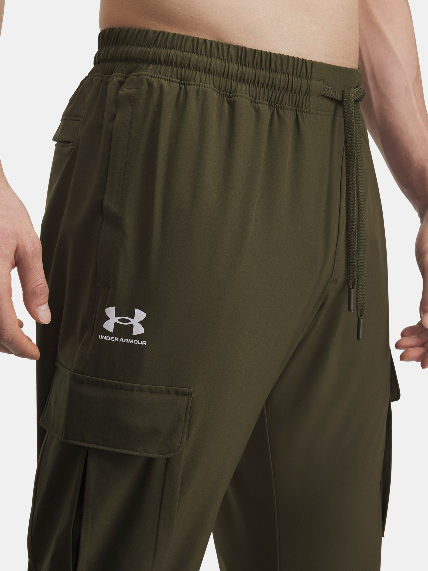 Men&#039;s Under Armour UA Vibe Woven Cargo Pants-GRN - Mens