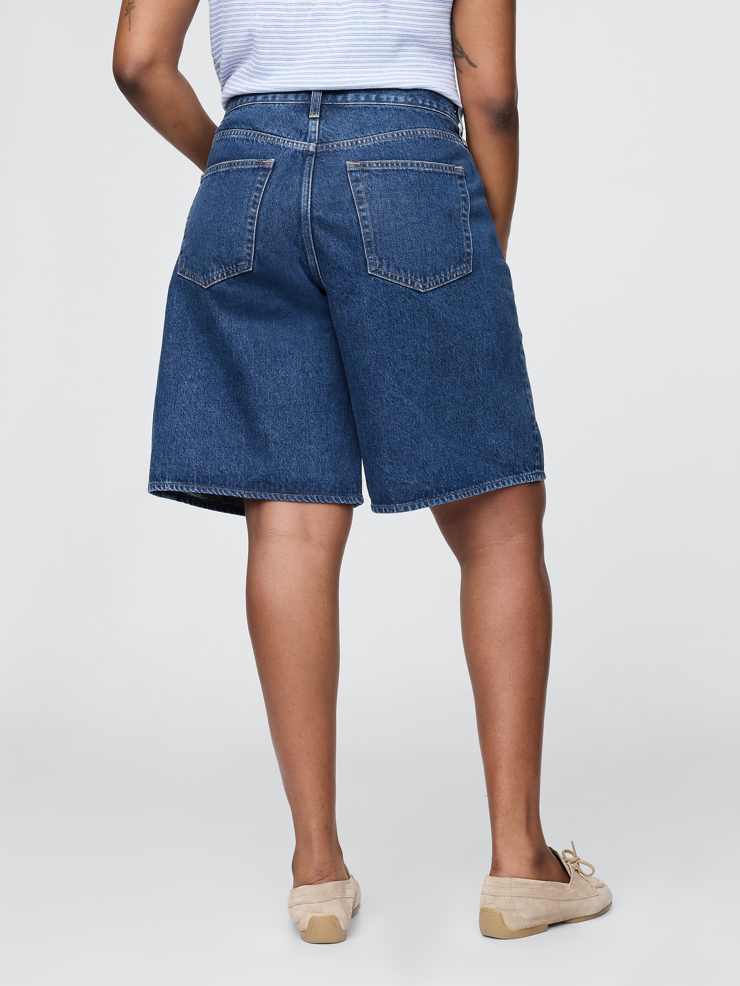 GAP Denim Shorts Mid Rise Longline - Women&#039;s