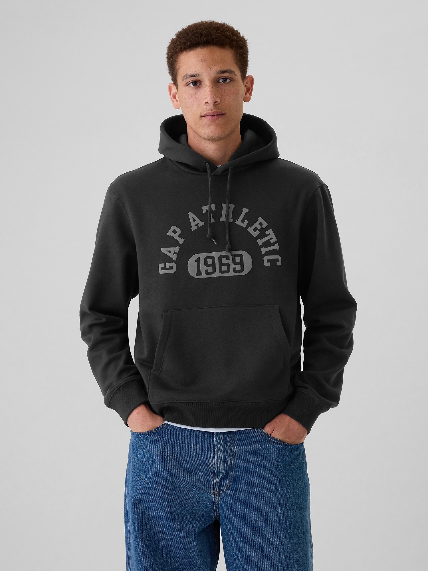 GAP Logo Sweatshirt - Mens