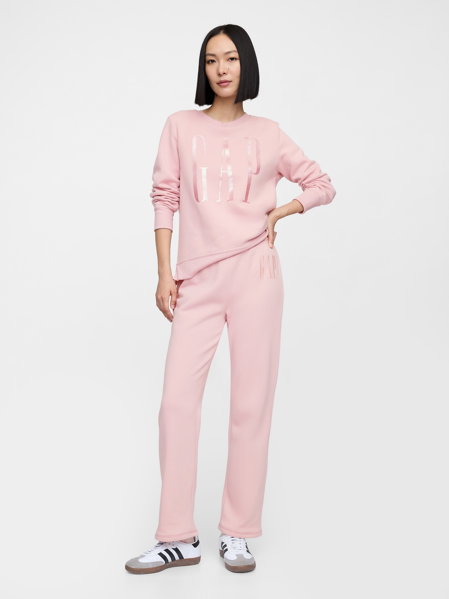 GAP Sweatpants with Logo - Women