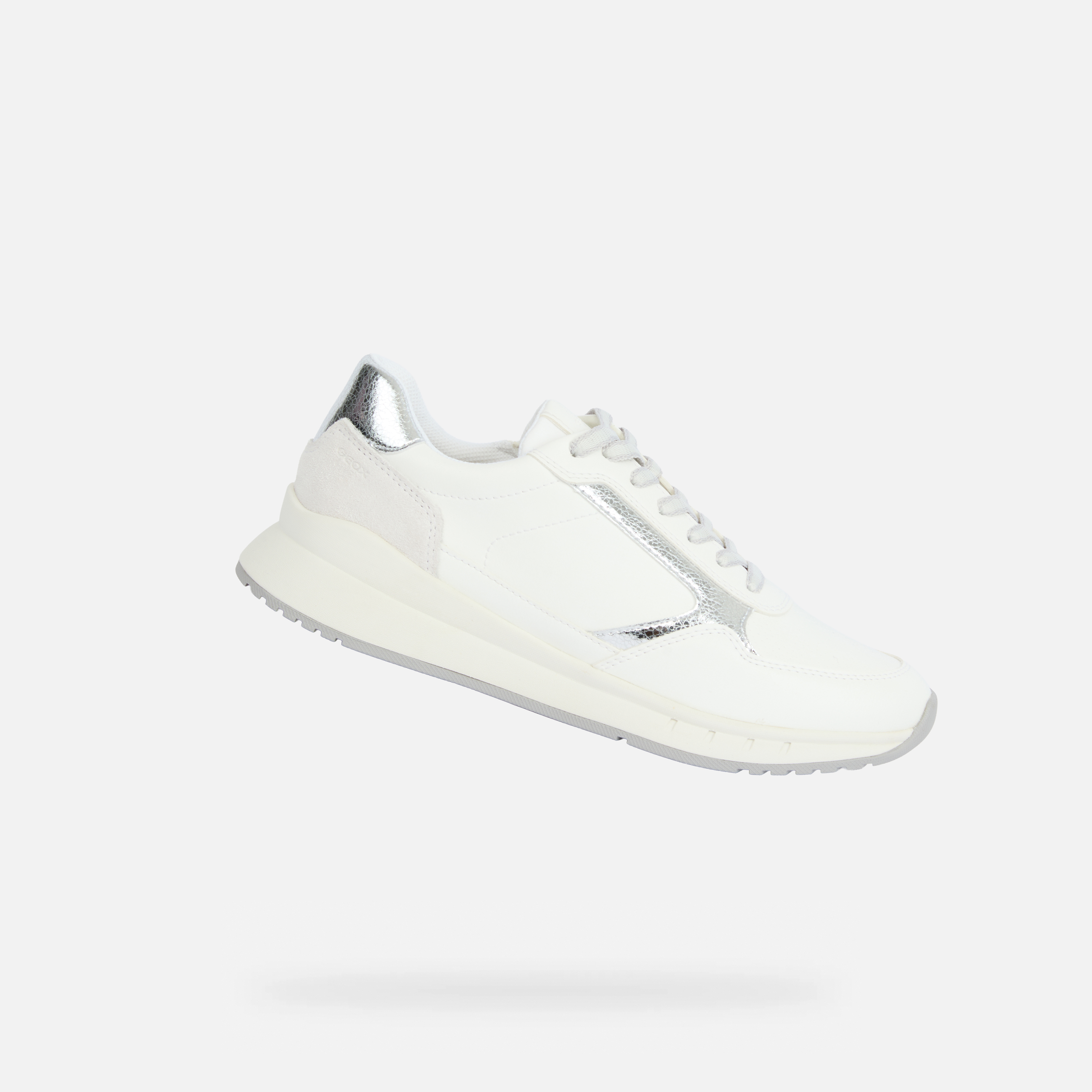 Дамски бели маратонки Geox Octaviee