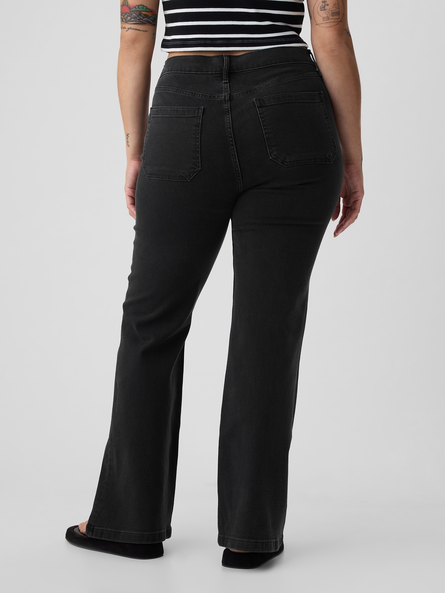GAP Jeans High Rise '70s Flare - Ladies
