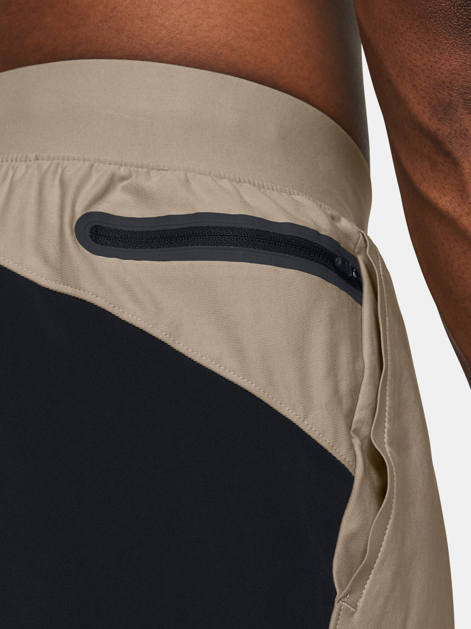 Men&#039;s shorts Under Armour UA Peak Woven Hybrid Short-BRN - Men&#039;s