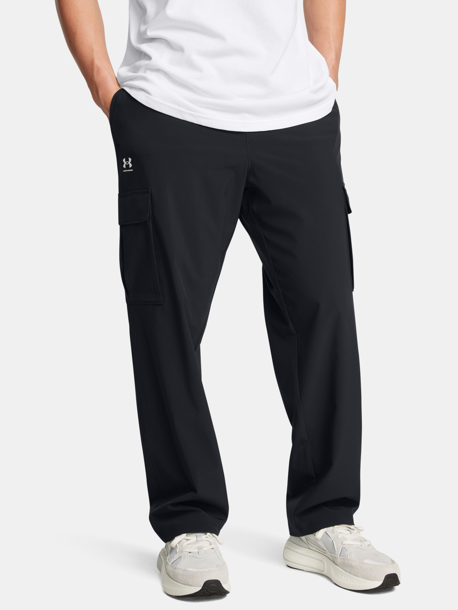 Under Armour Men&#039;s UA Vibe Woven Cargo Pants - Men