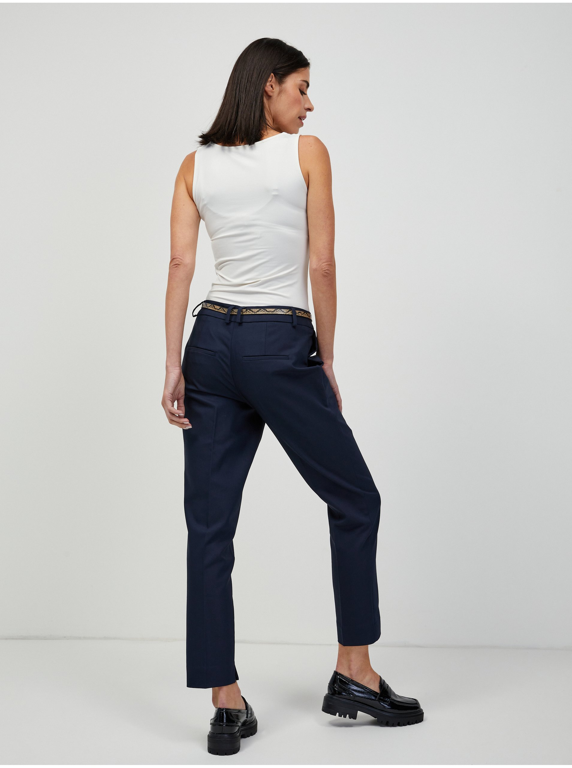 Maiou dama, Orsay DP-3475684