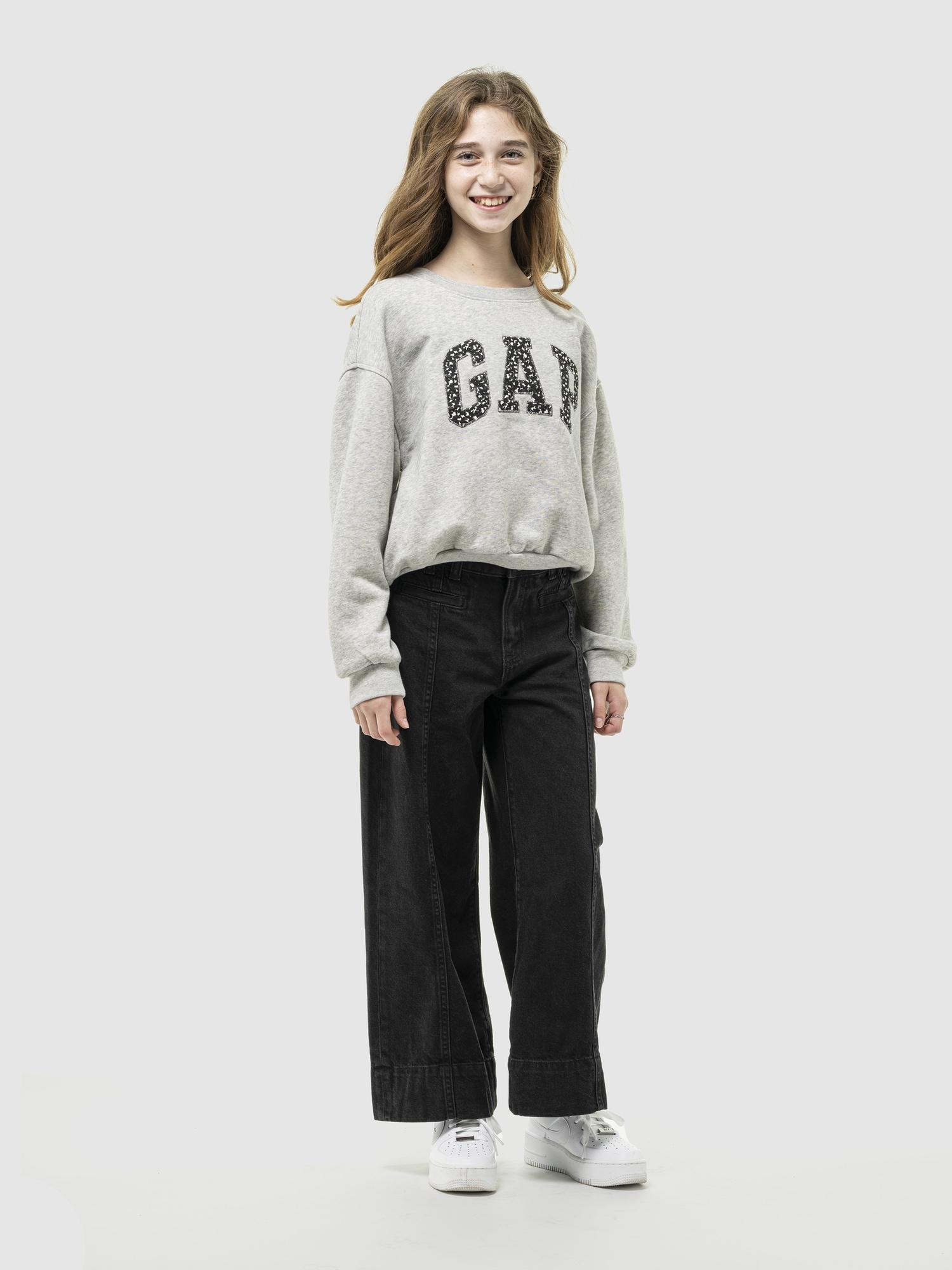 GAP Children&#039;s oversize sweatshirt - Girls