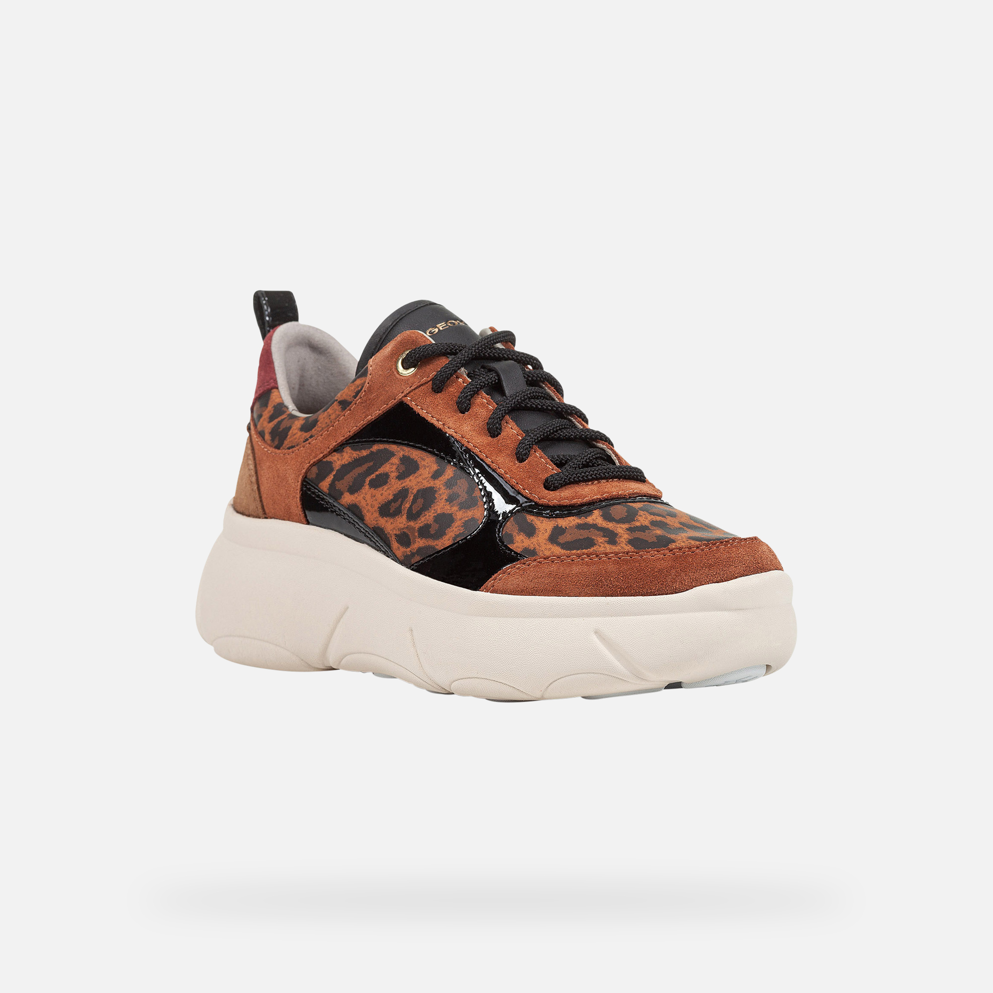 Brown women's sneakers Geox Nebula 2.0 X - Women's