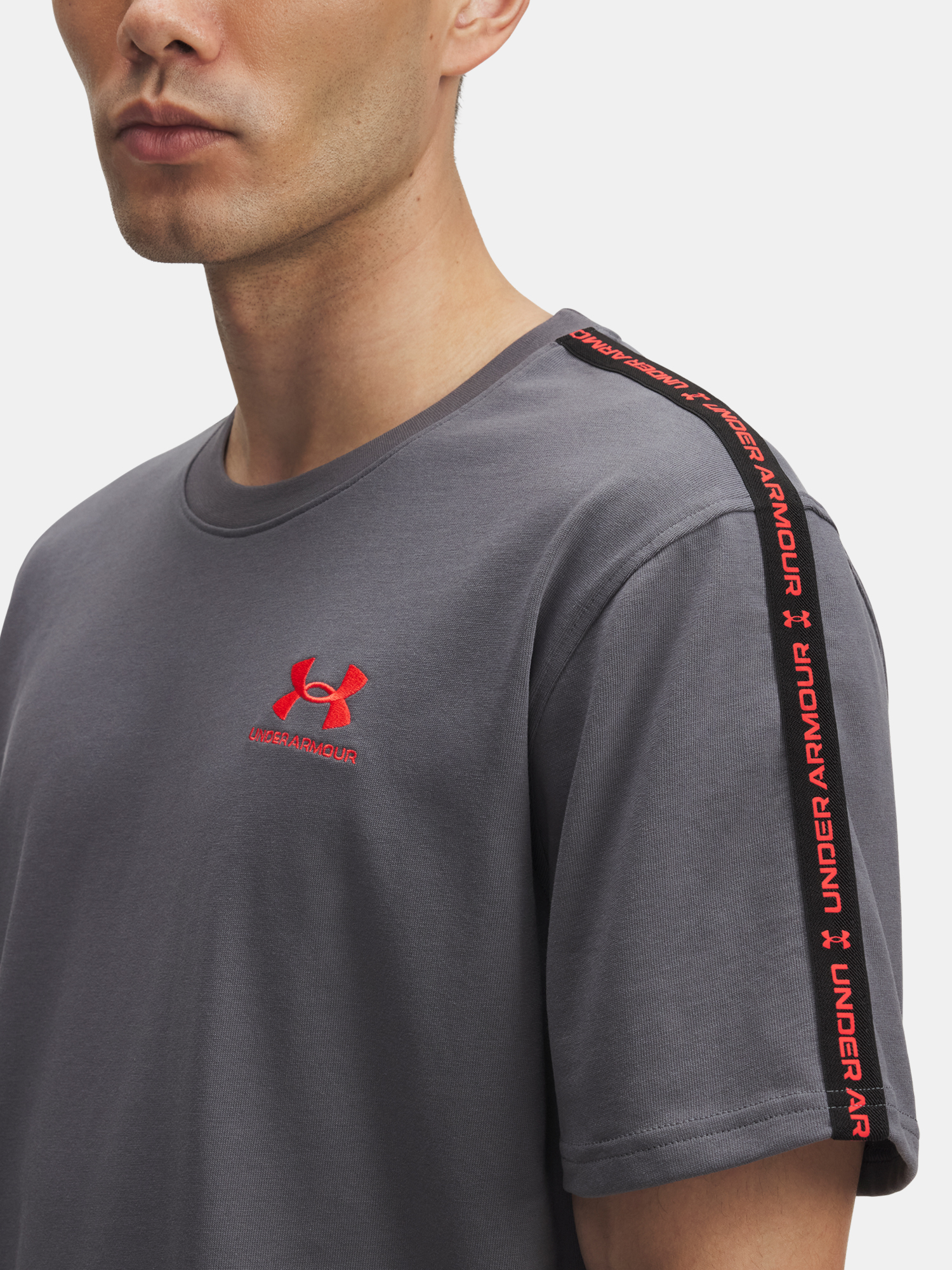Men's Under Armour UA Icon HWT Tee Taping-GRY T-Shirt - Mens