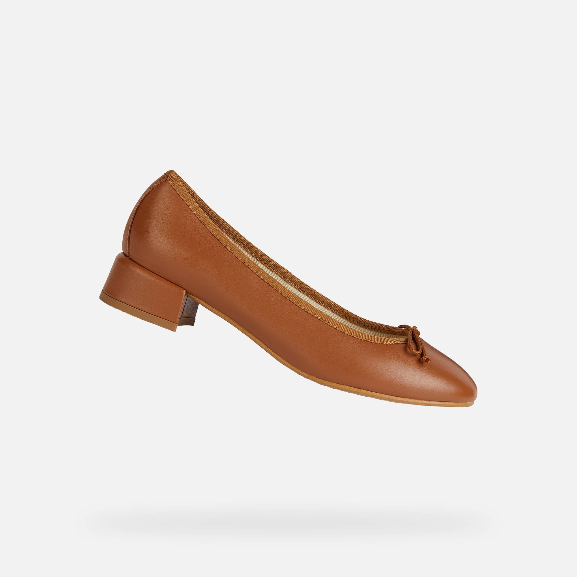Light brown women's pumps Geox Floretia - Women's