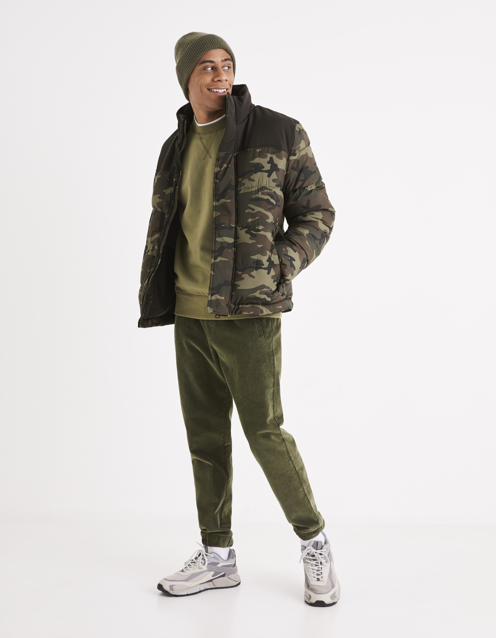 Jachete si tricouri pentru barbati Celio - verde