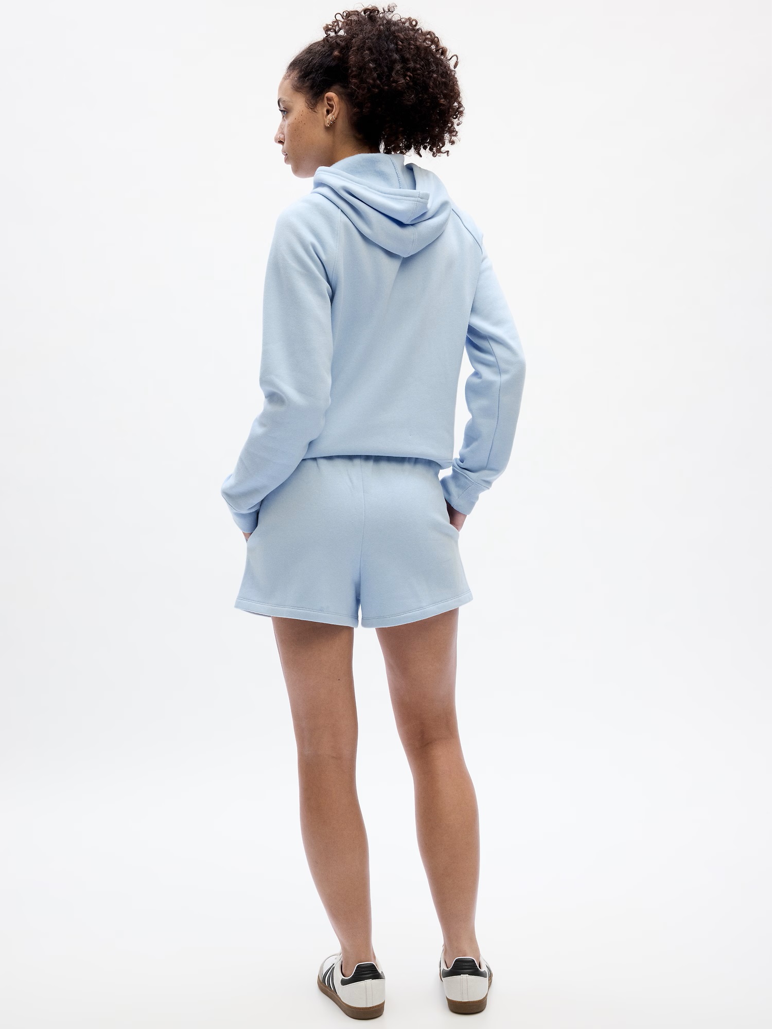 Pantaloni scurți de damă GAP