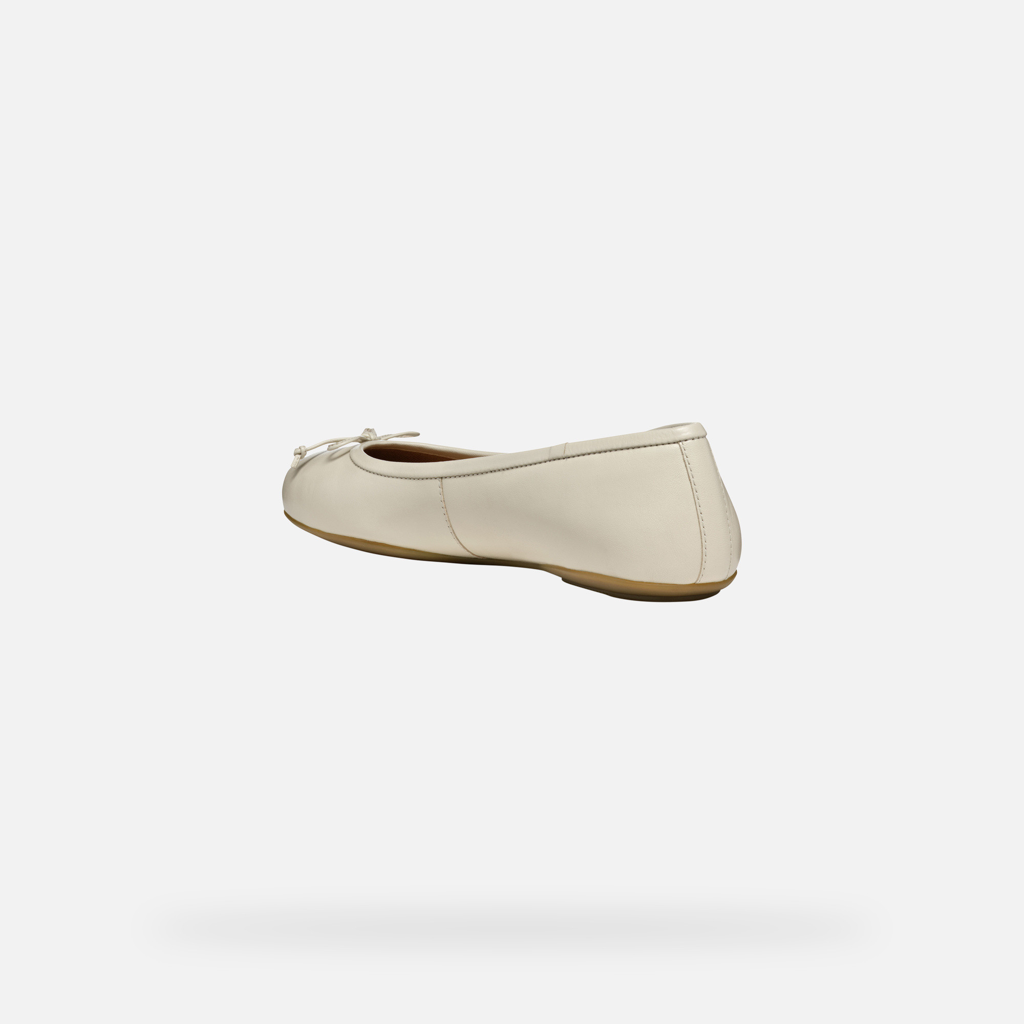 Cream women's ballet flats Geox Palmaria - Women's