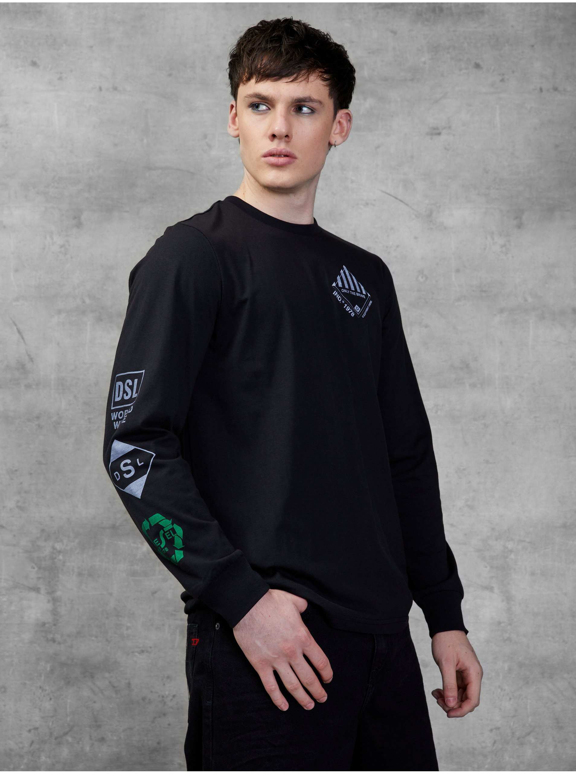 black-men-s-t-shirt-with-diesel-print-men-s-7789