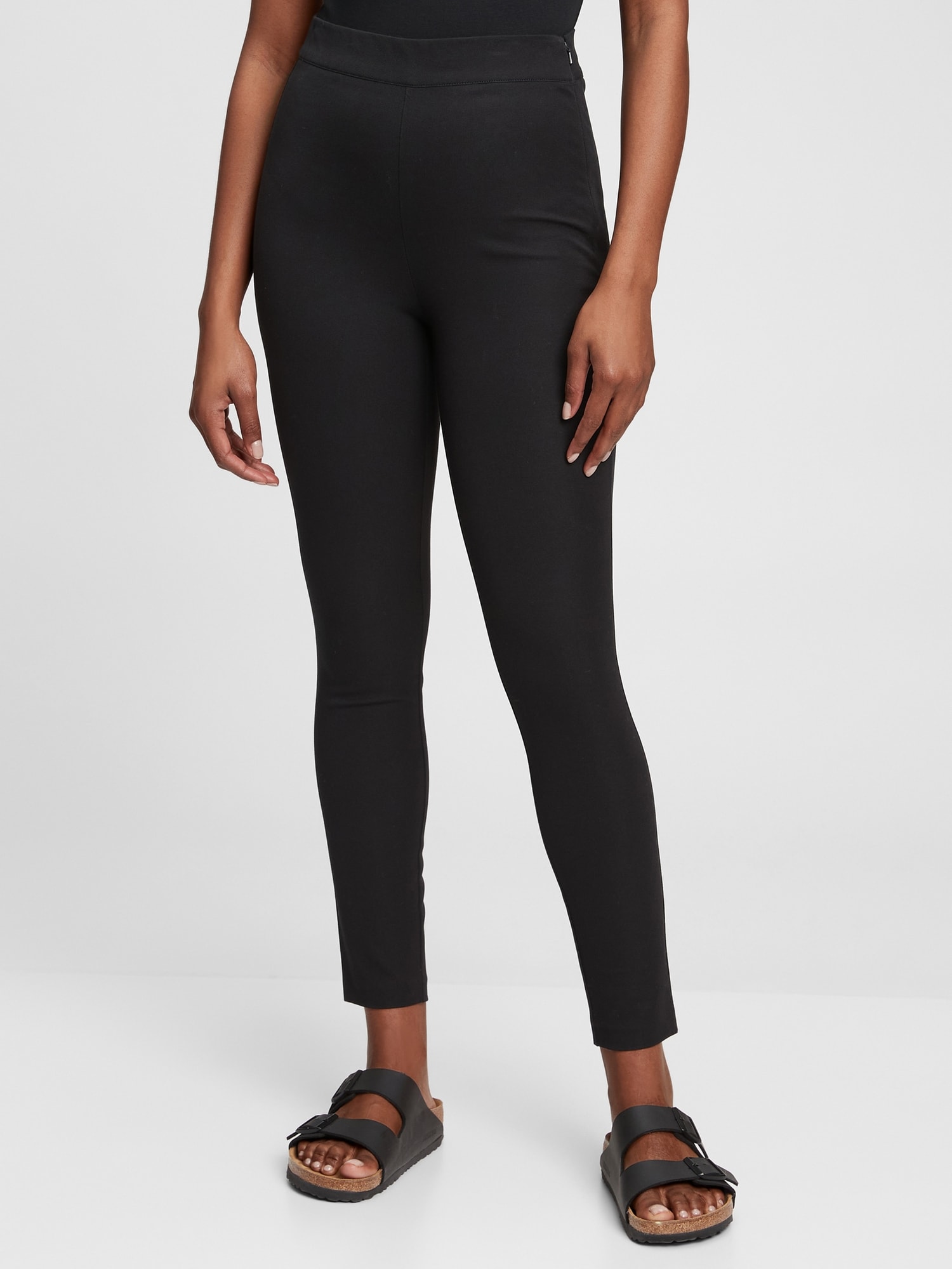 Pantaloni sport pentru femei GAP
