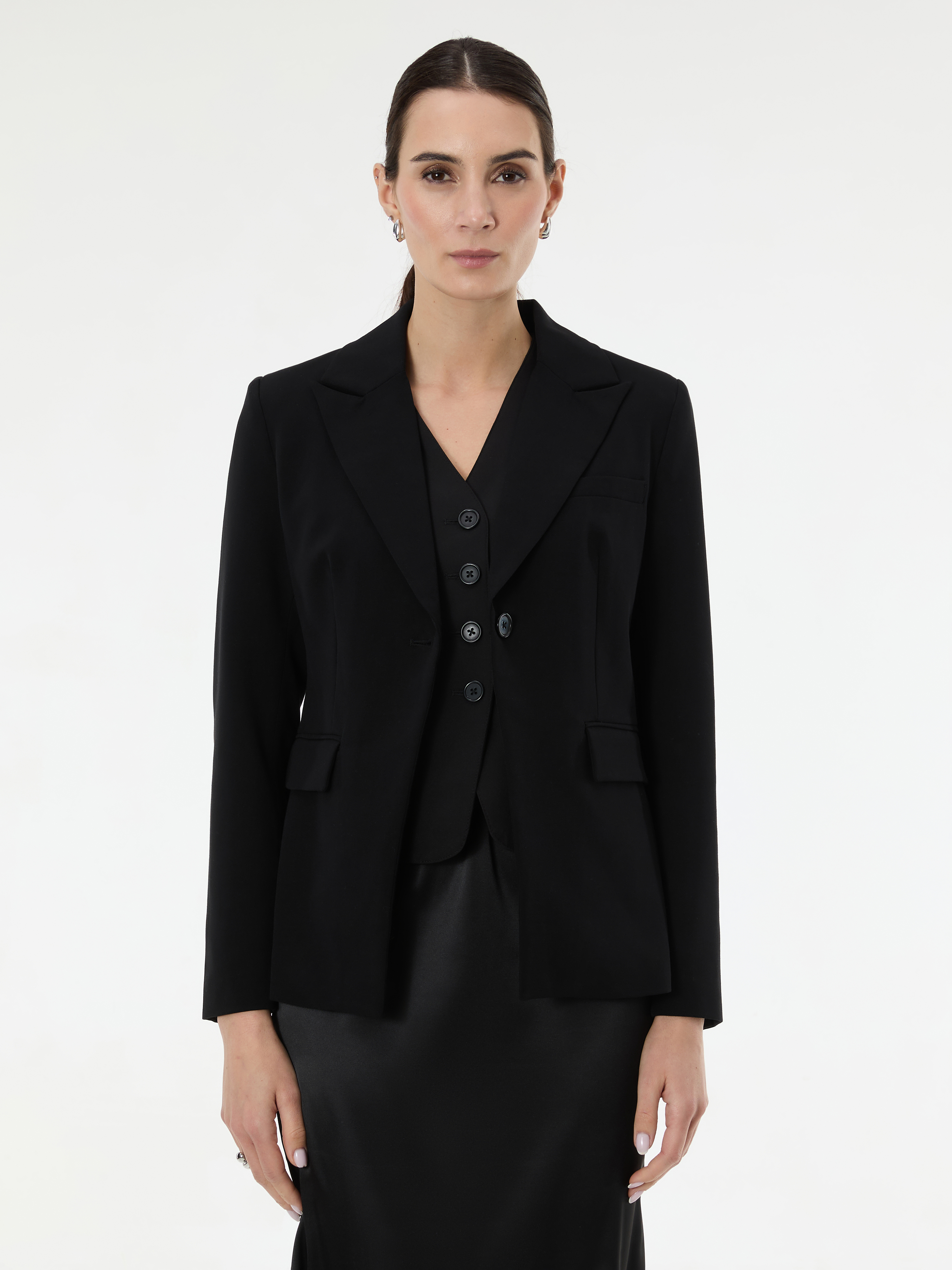 Черно дамско яке ORSAY