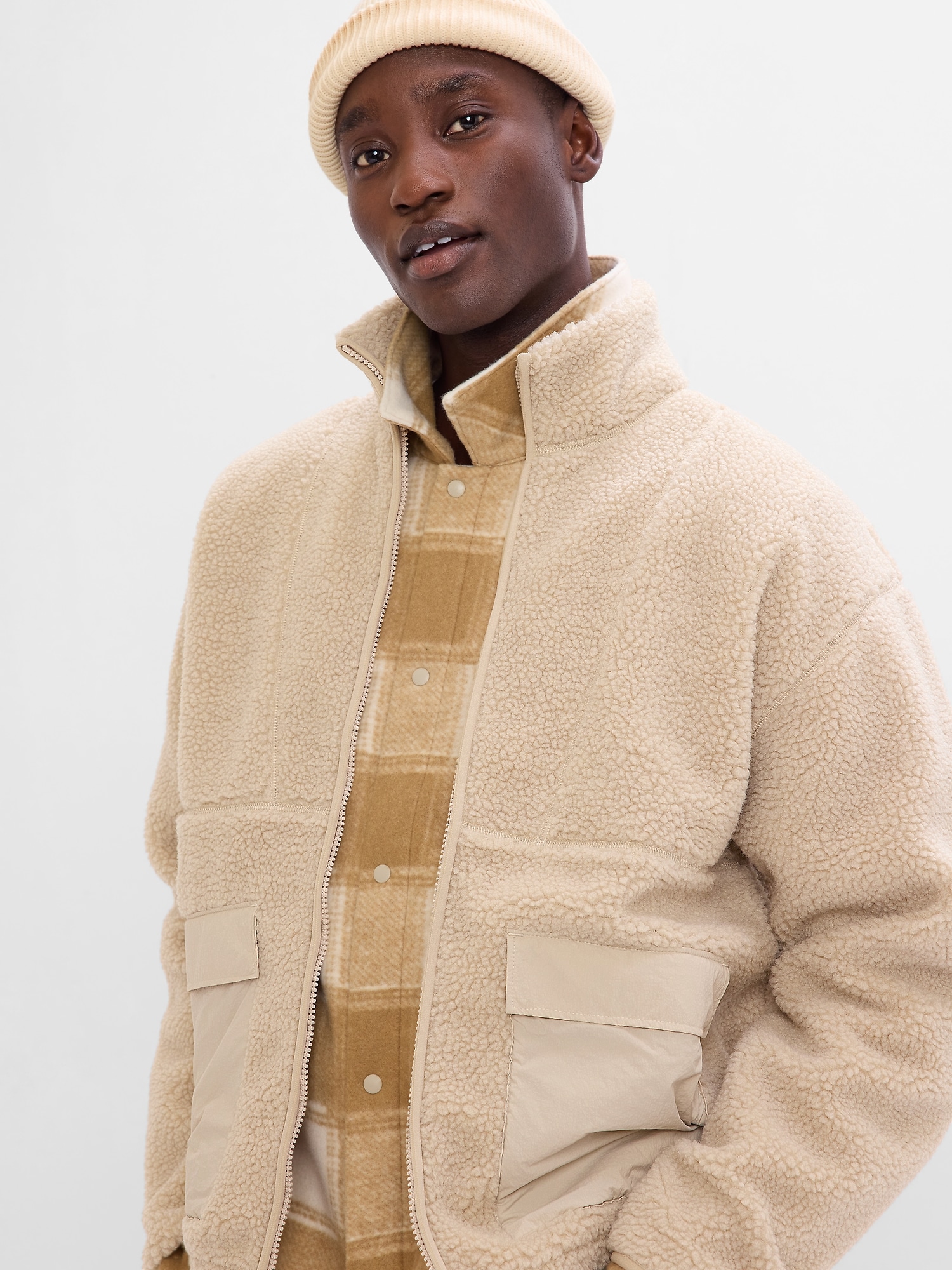 Jachete subtire pentru barbati GAP - bej