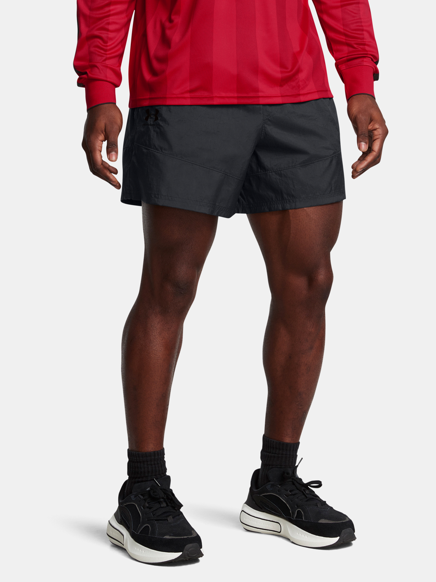 Men's shorts Under Armour UA M's 96 Terrace Wvn Shorts-BLK - Men